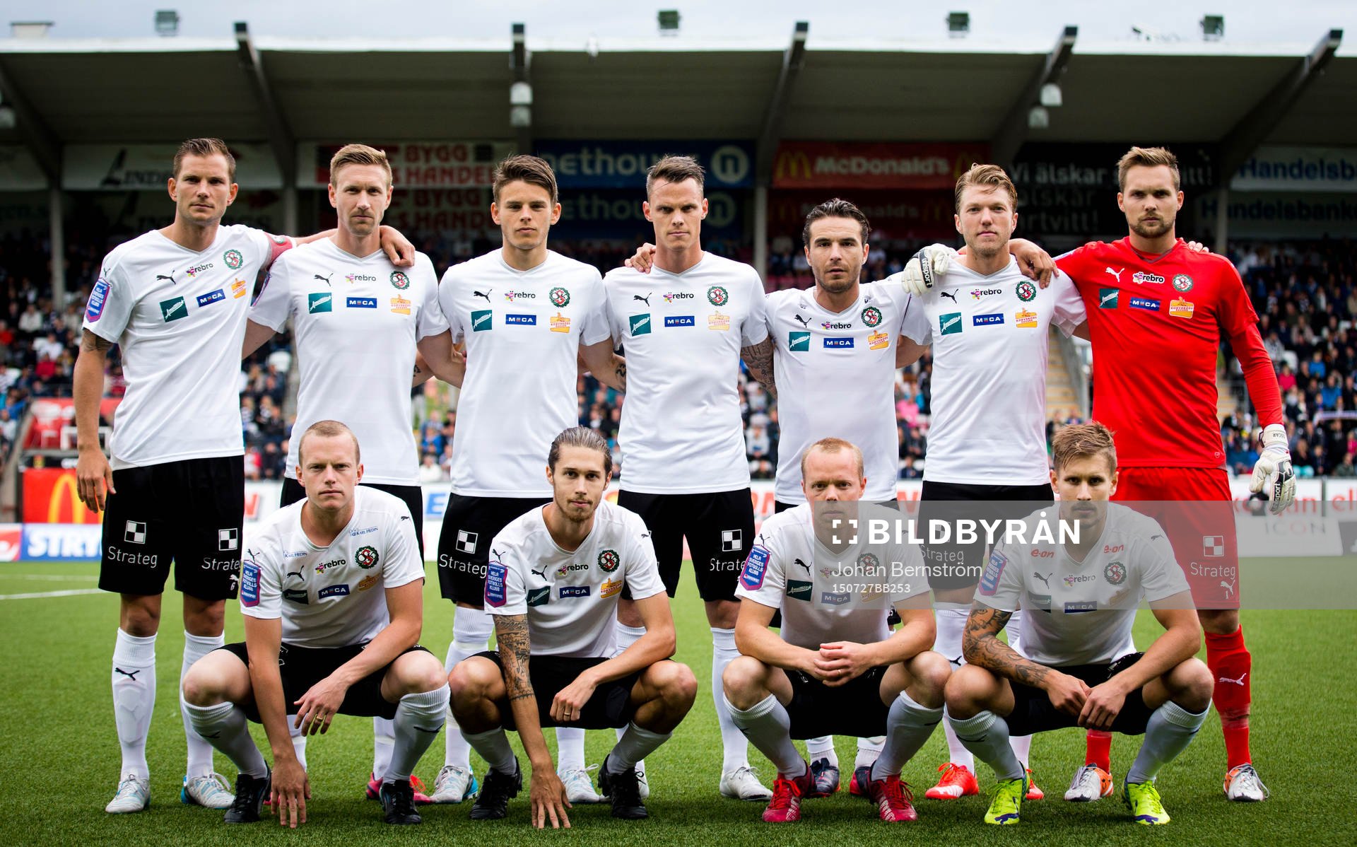 Lagbild på Örebro Övre raden fr.v Robert Åhman Persson,