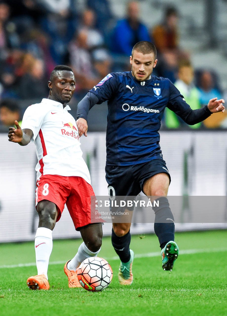 Salzburgs Naby Keita och Malmö FFs Vladimir Rodic
