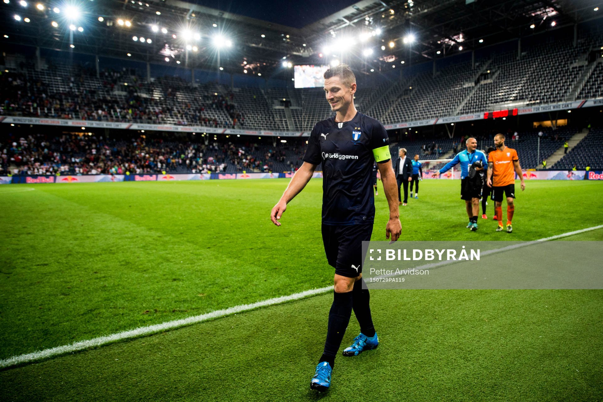 Malmö FFs Markus Rosenberg deppar när han lämnar planen