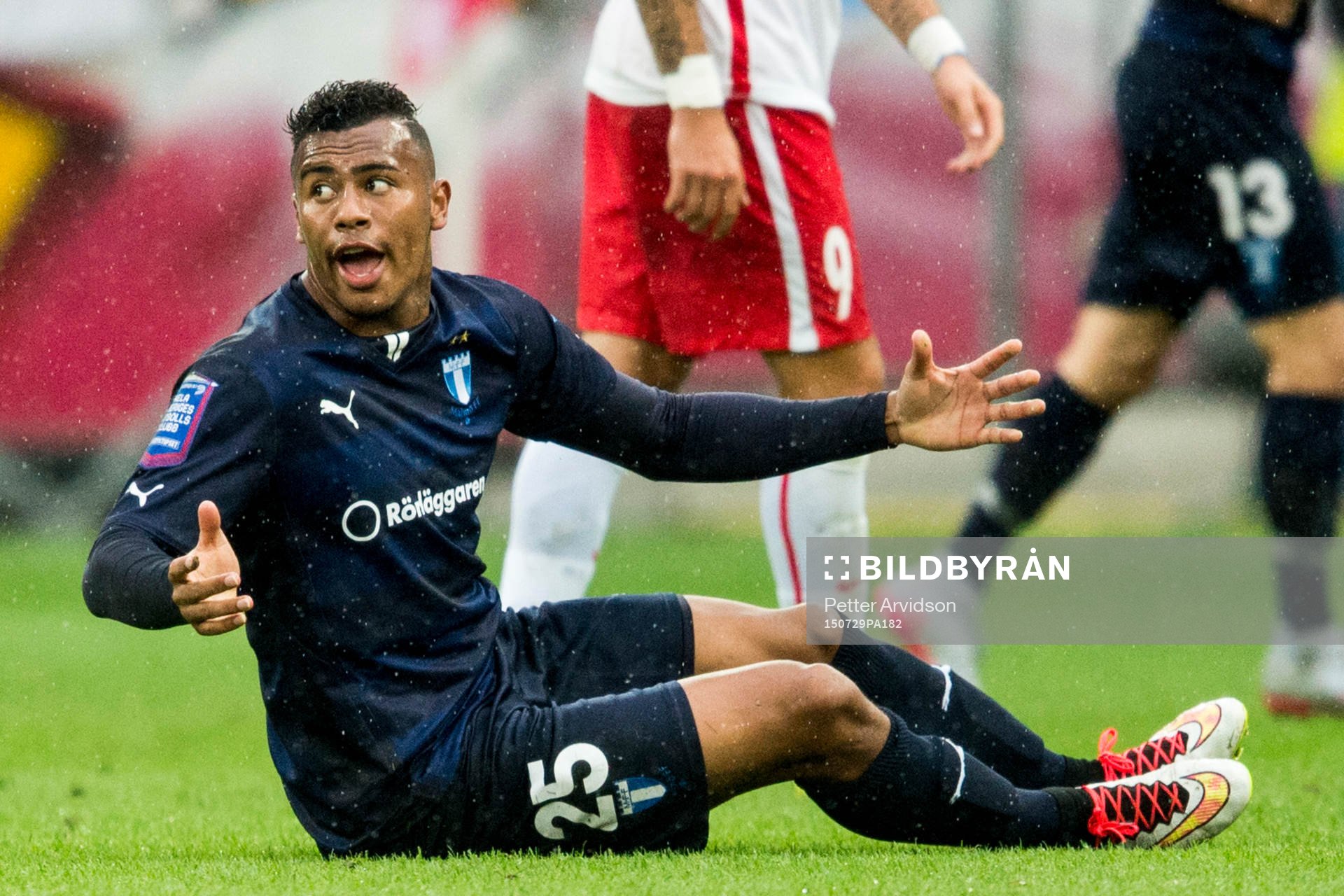 Malmö FFs Felipe Carvalho är uppgiven