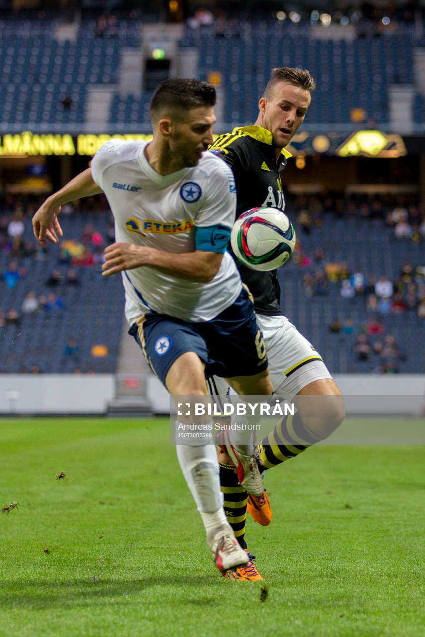 s Fredrik Brustad och Atromitos Sokratis Fitanidis