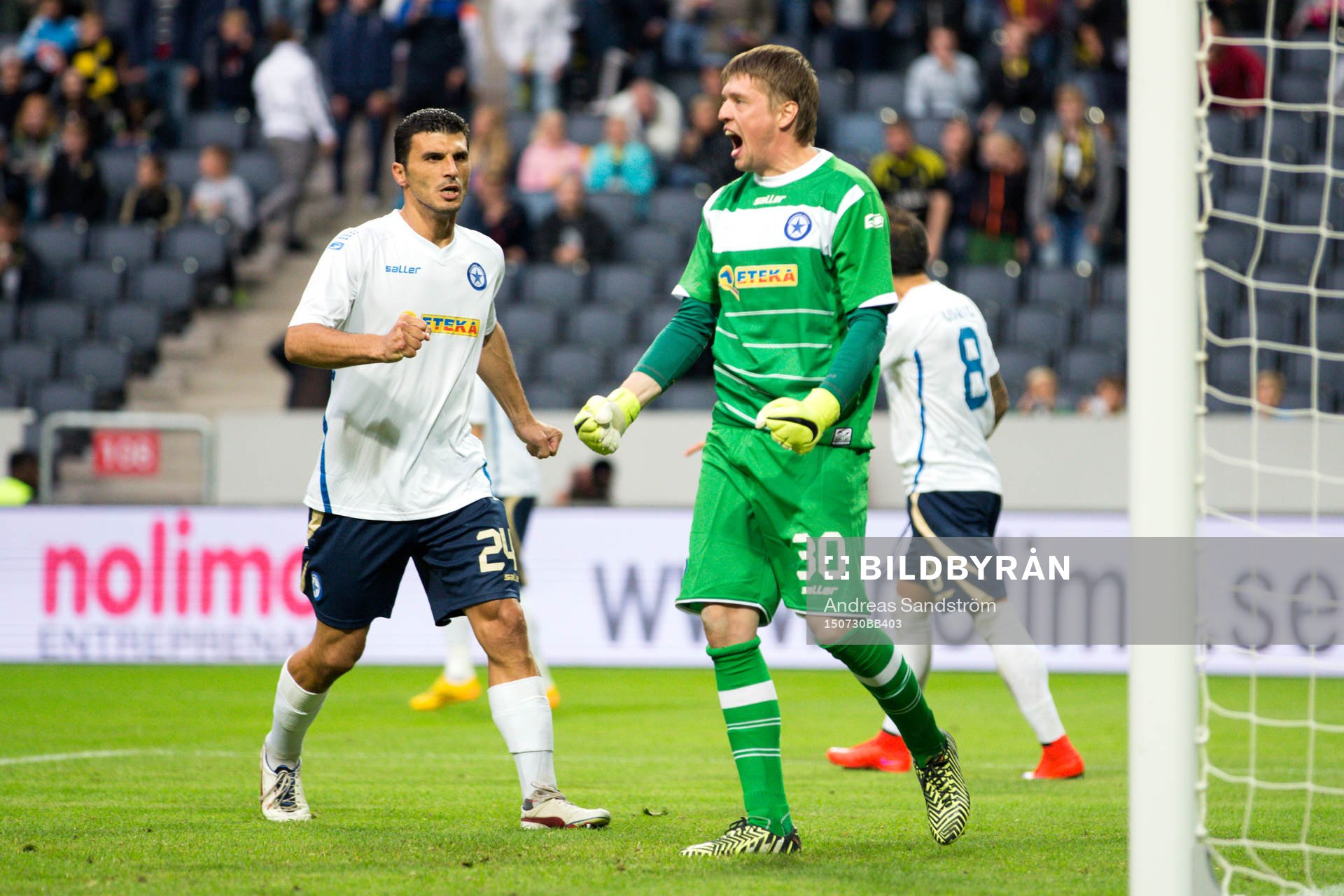 Atromitos målvakt Andrei Gorbunov jublar