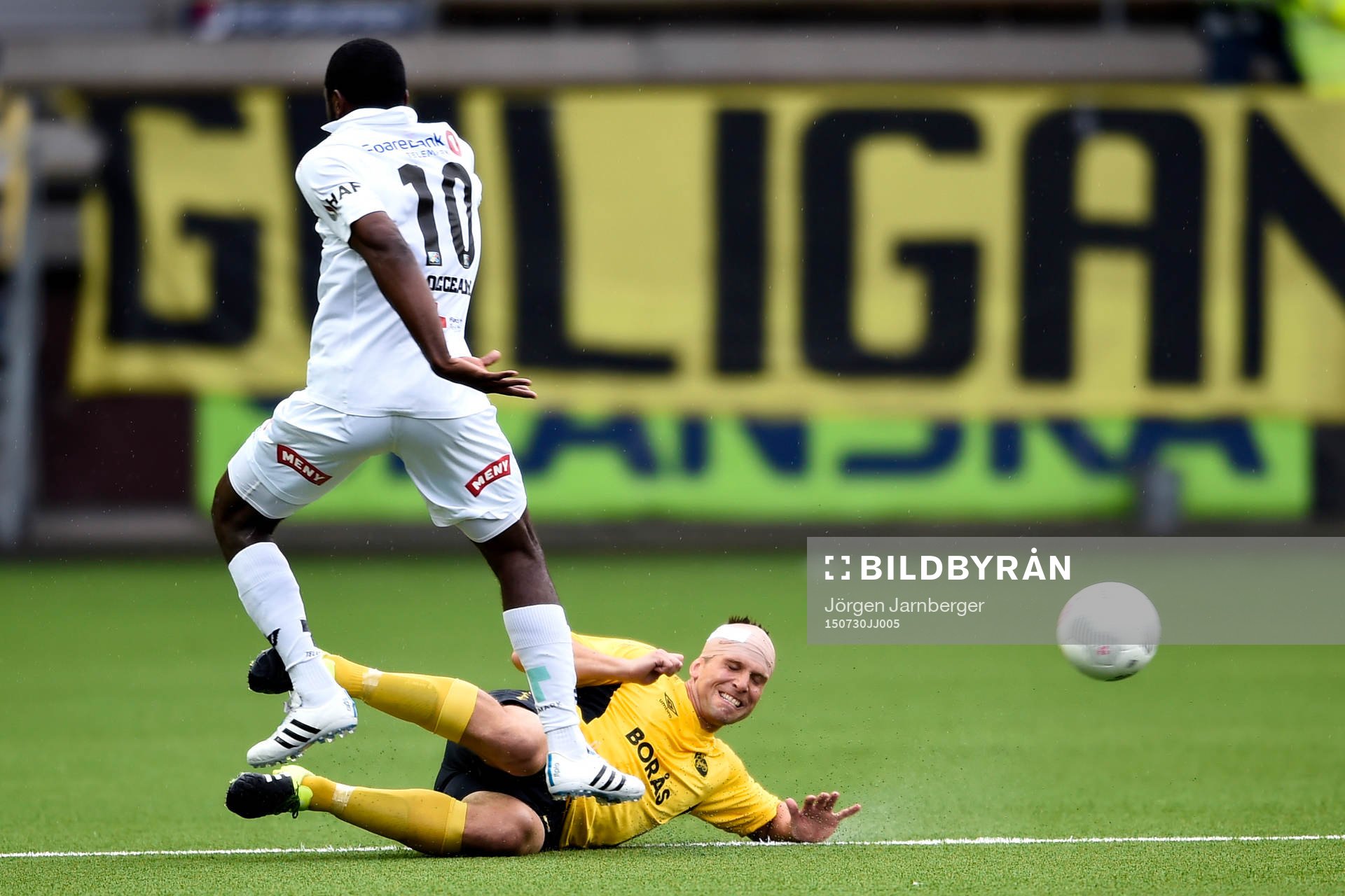 Elfsborgs Anders Svensson och Odds Olivier Occean