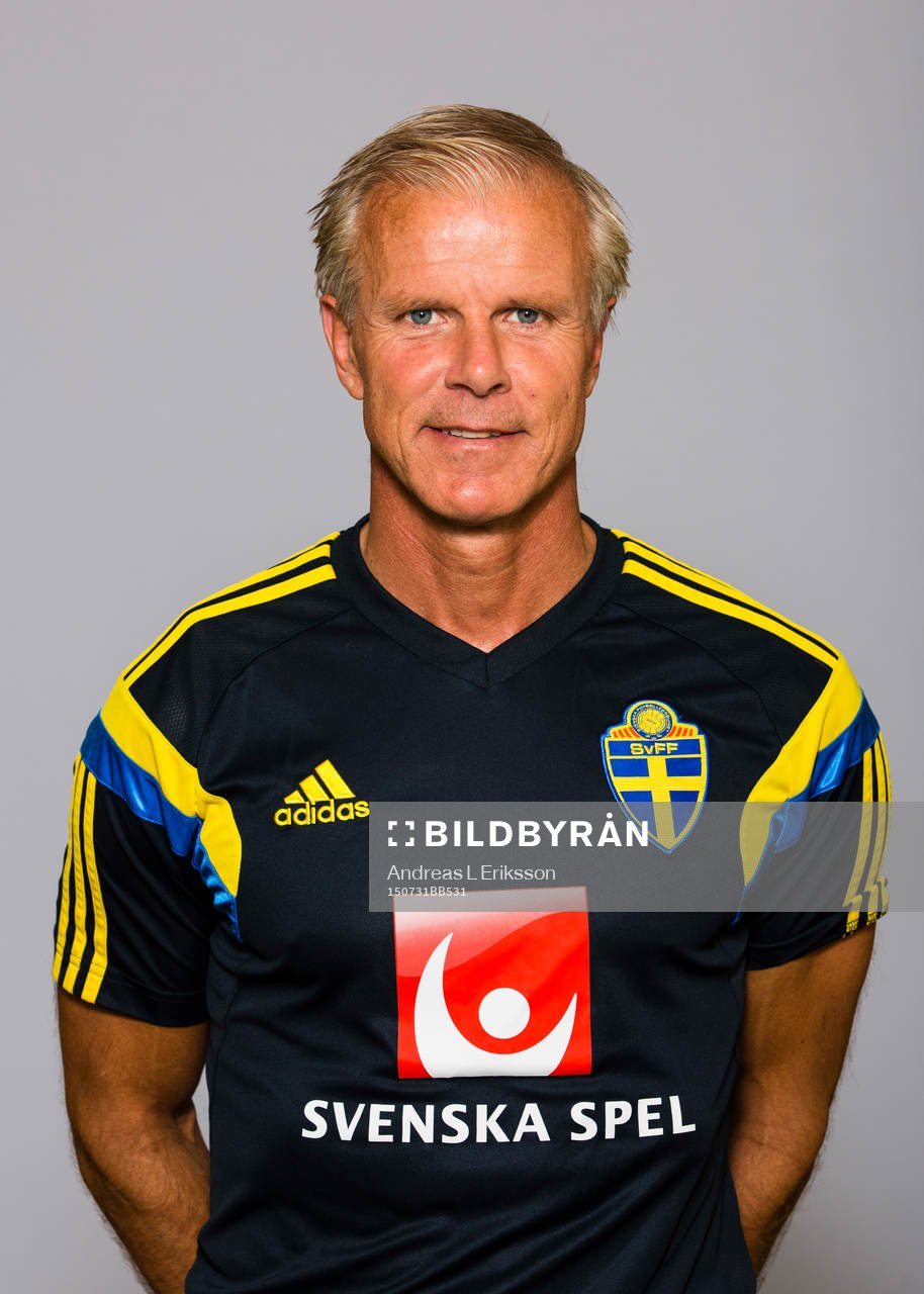 Förbundskapten Roland Nilsson i P15/00-landslaget poserar för ett porträtt den 31 juli 2015 i Stockholm. 