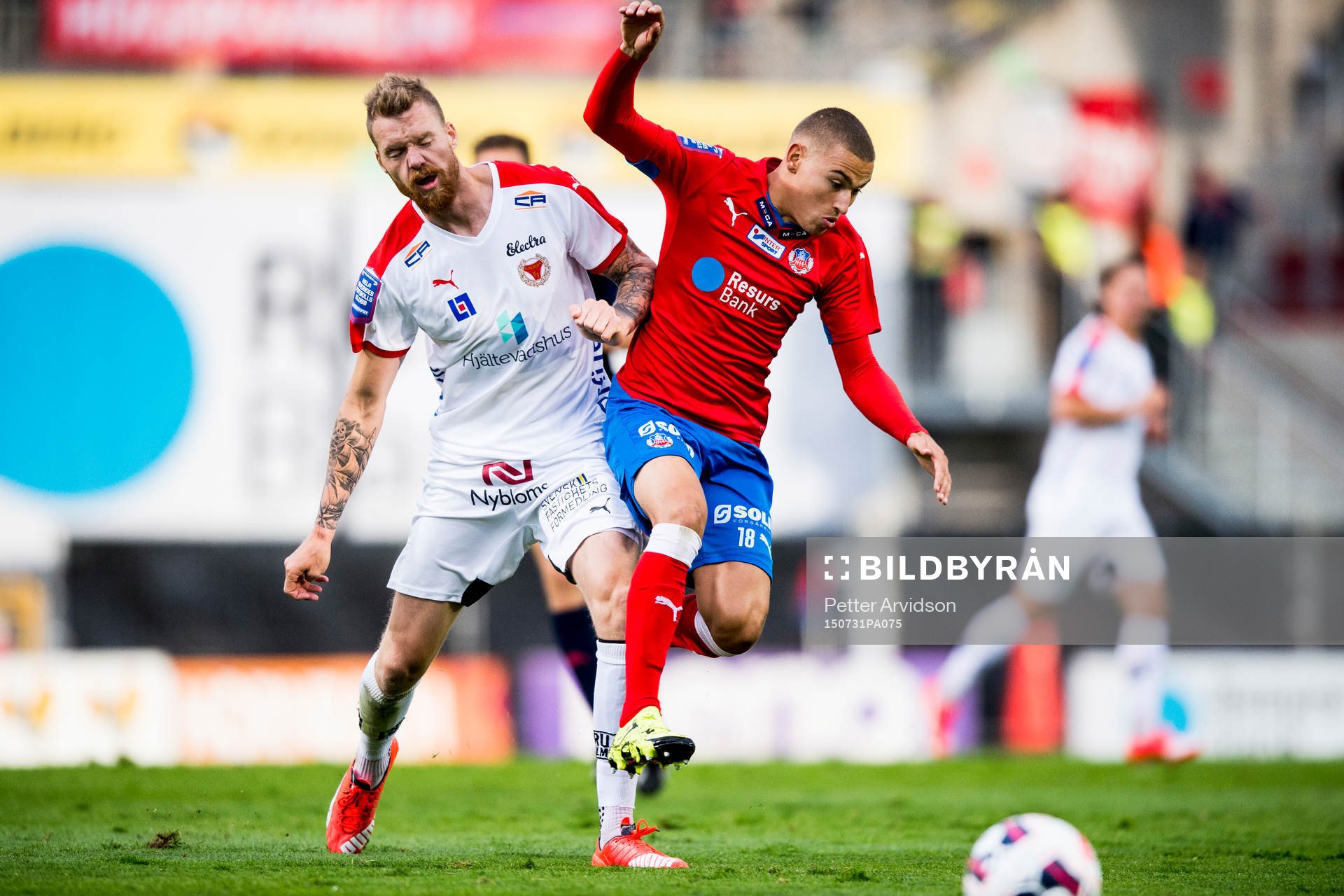 Kalmars Marcus Nilsson och Helsingborgs Jordan Larsson