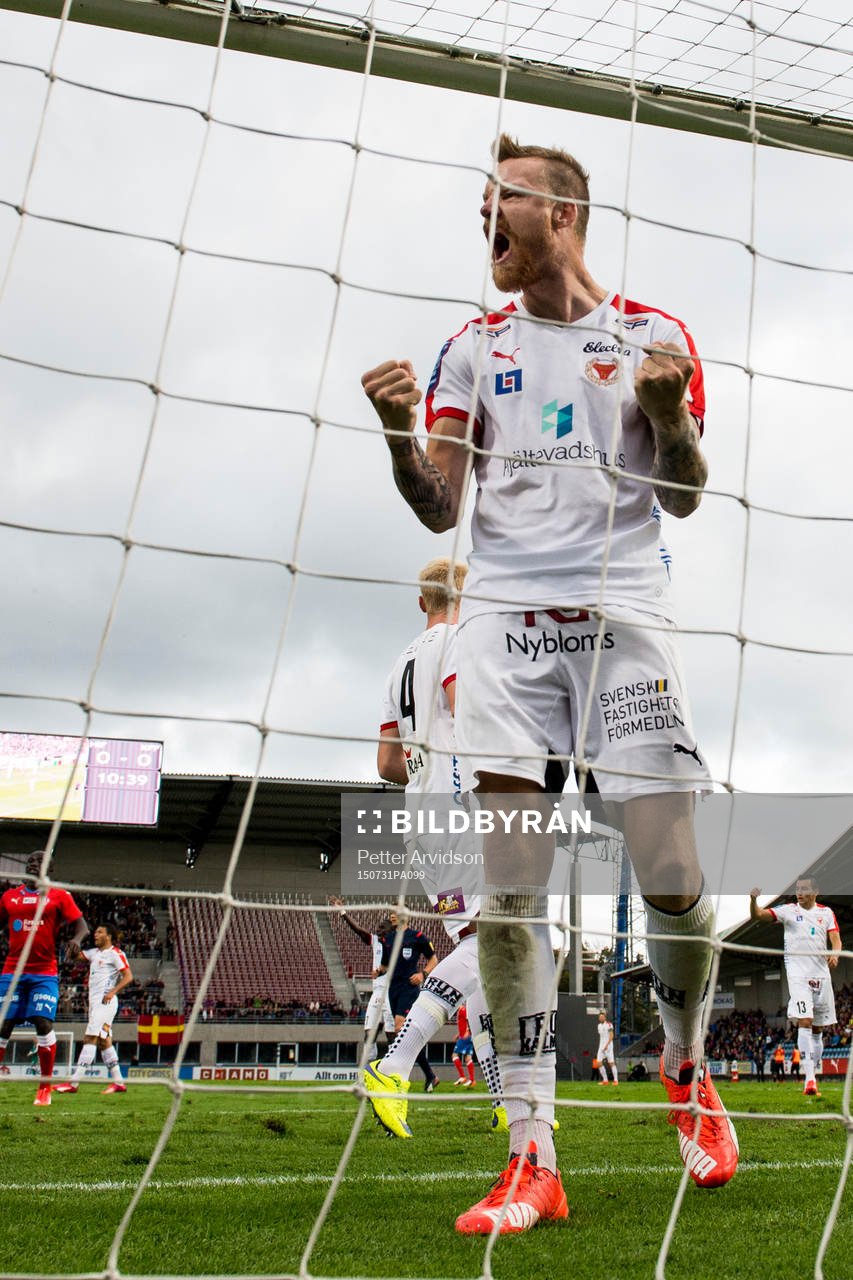 Kalmars Marcus Nilsson jublar