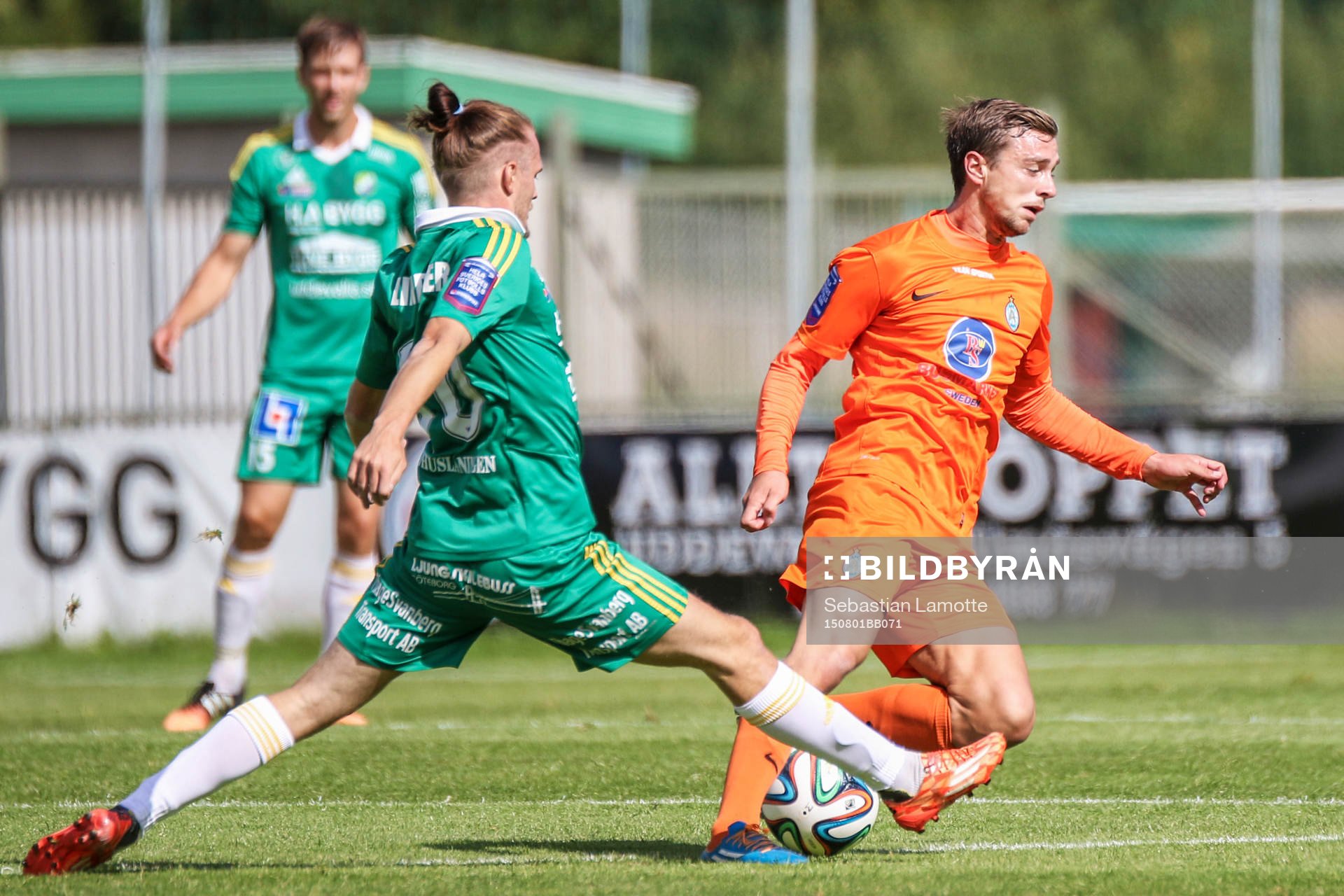 Ljungskiles Jonas Lindberg och Athletics Filip Rogic