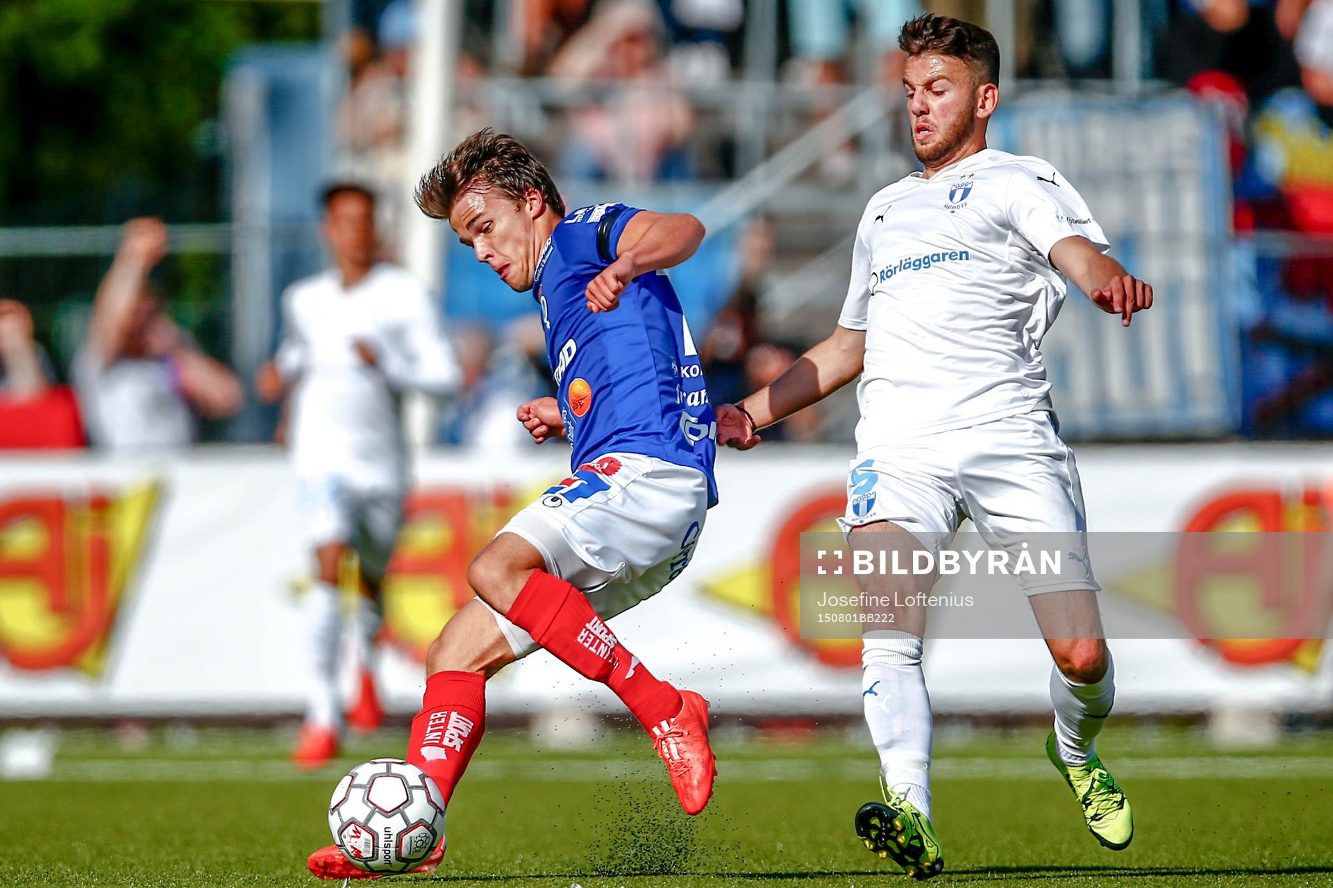 Åtvidabergs Simon Skrabb och Malmö FFs Erdal Rakip