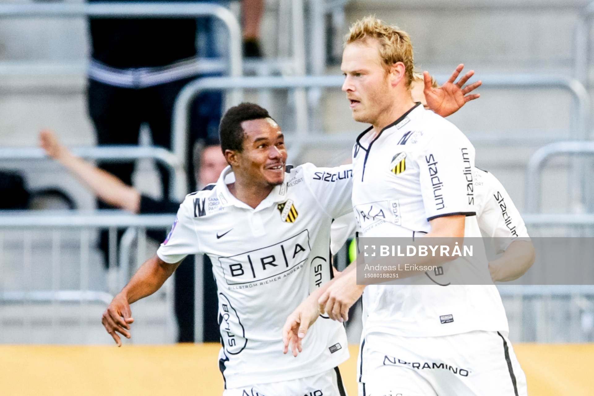 Häckens Michiel Hemmen kvitterar till 1-1under