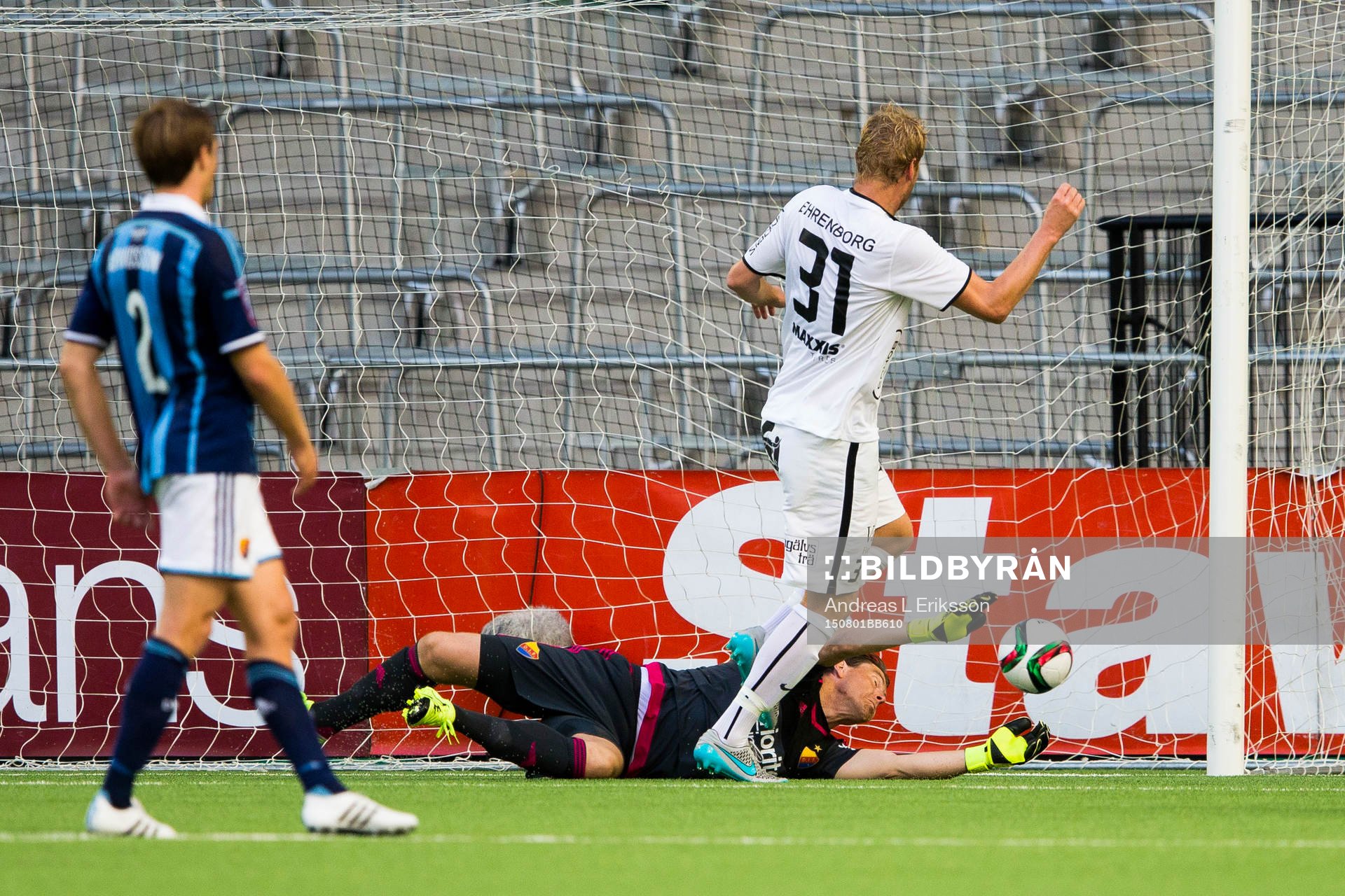 Häckens Michiel Hemmen kvitterar för Häcken till 1-1