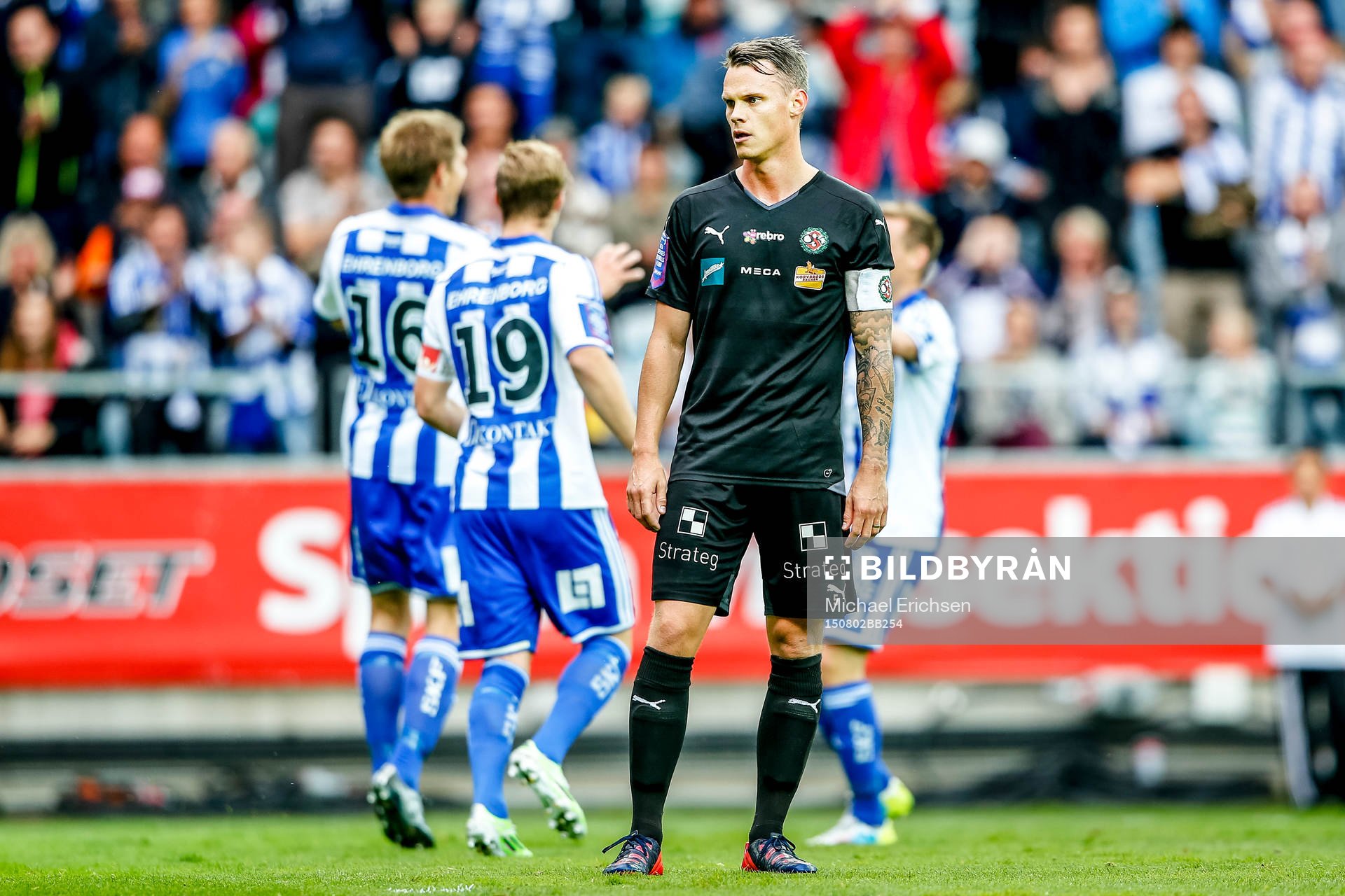 Örebros Erik Moberg deppar