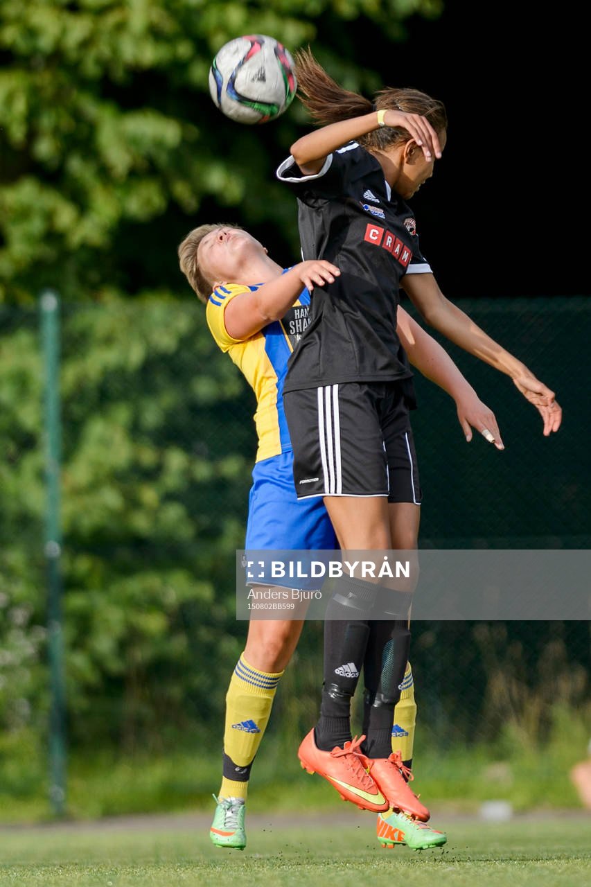 Eskilsminnes  Anna Gumabon mot Bergdalens Julia Gilkes