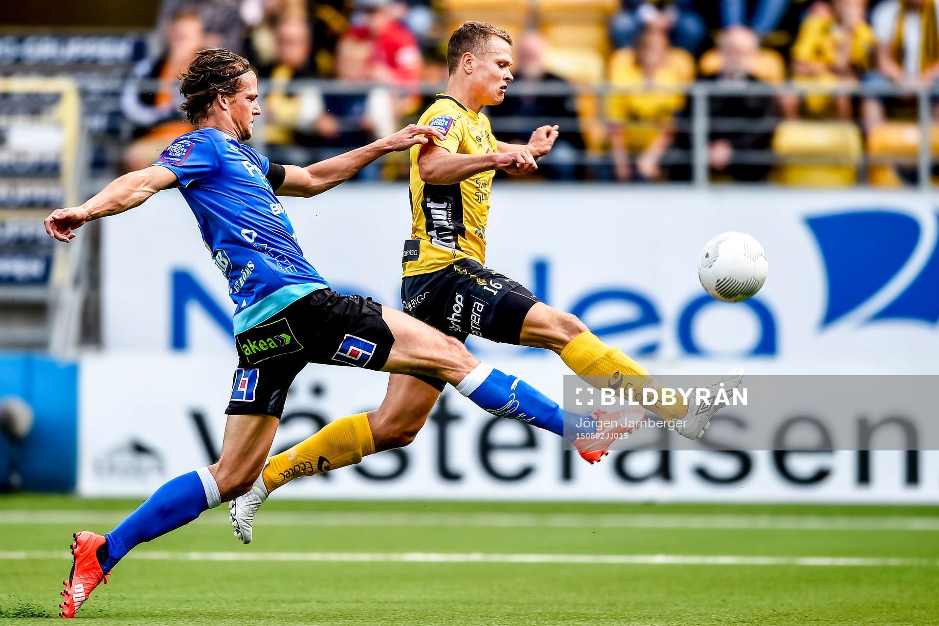 Halmstads Fredrik Liverstam och Elfsborgs Viktor Claesson