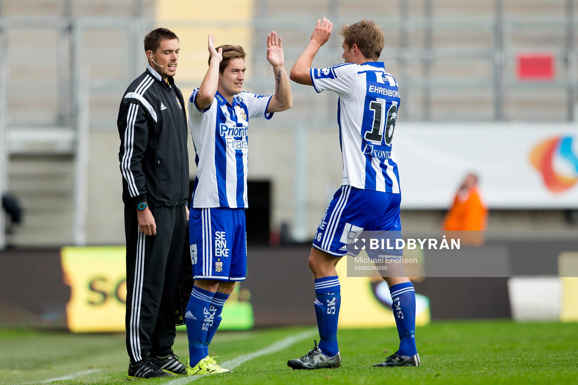 IFK Göteborgs nyförvärv Victor Sköld byts in