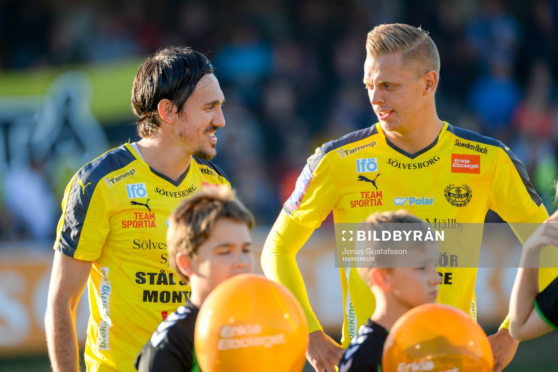 Mjällbys Daniel Ivanovski och Mattias Håkansson