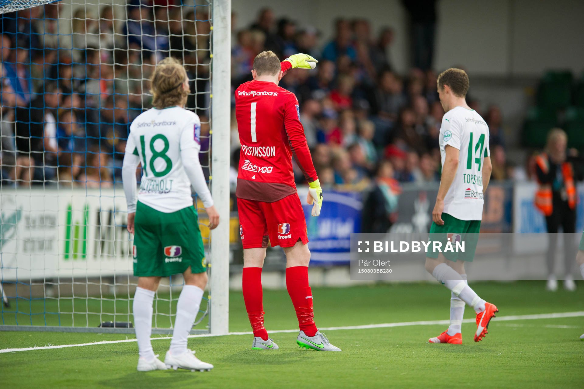 Hammarbys målvakt Ögmundur Kristinsson deppar