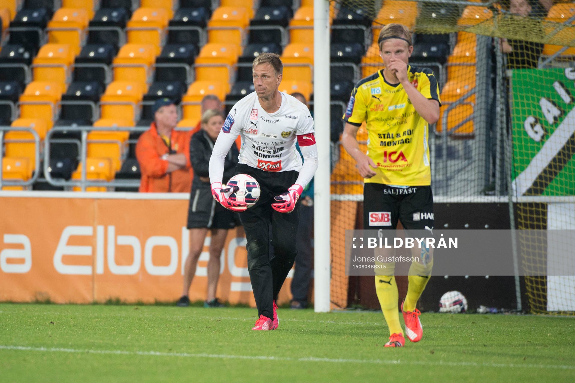 Mjällbys målvakt Mattias Asper