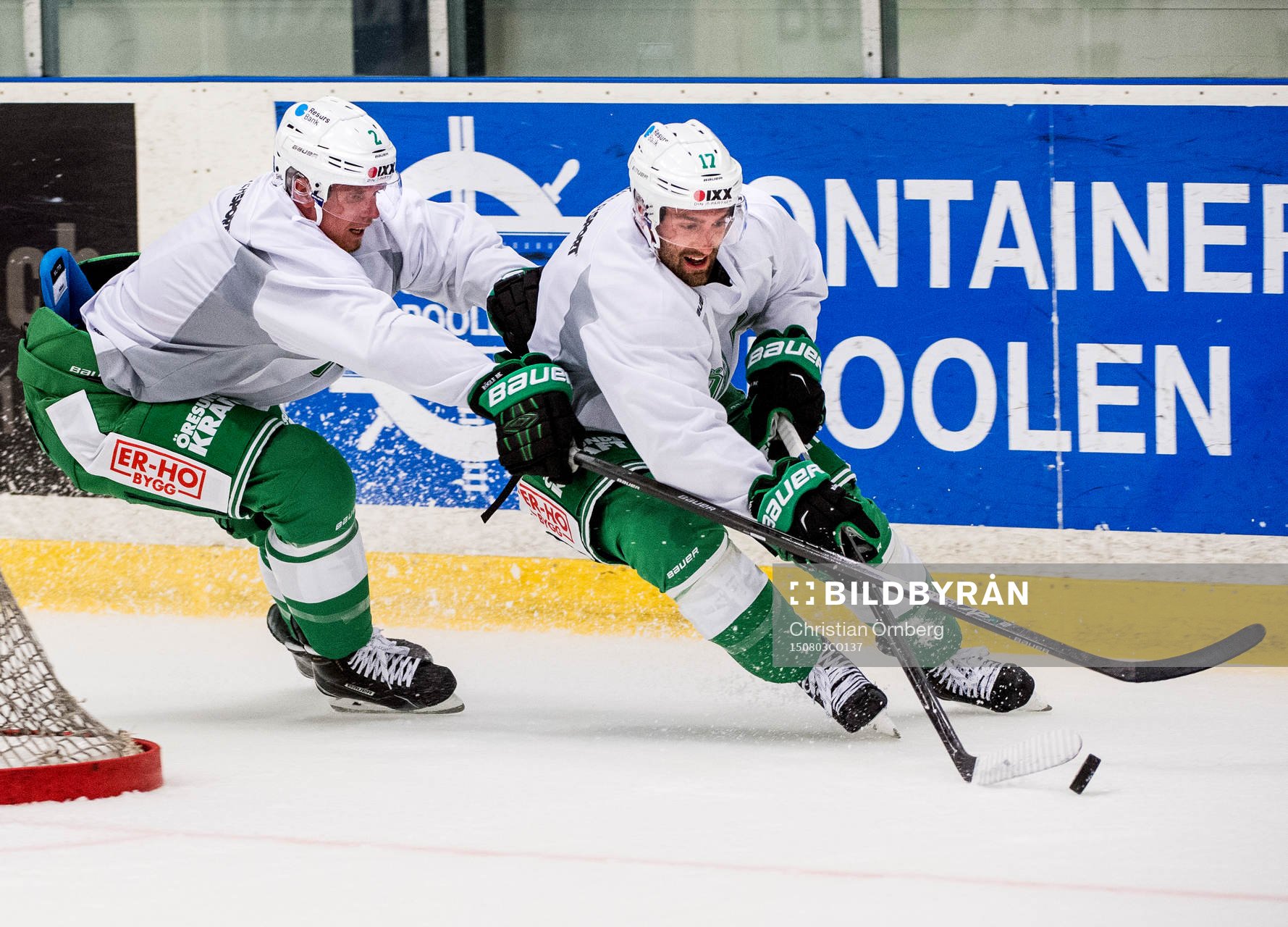Jens Hellgren och Taylor Matson i närkamp