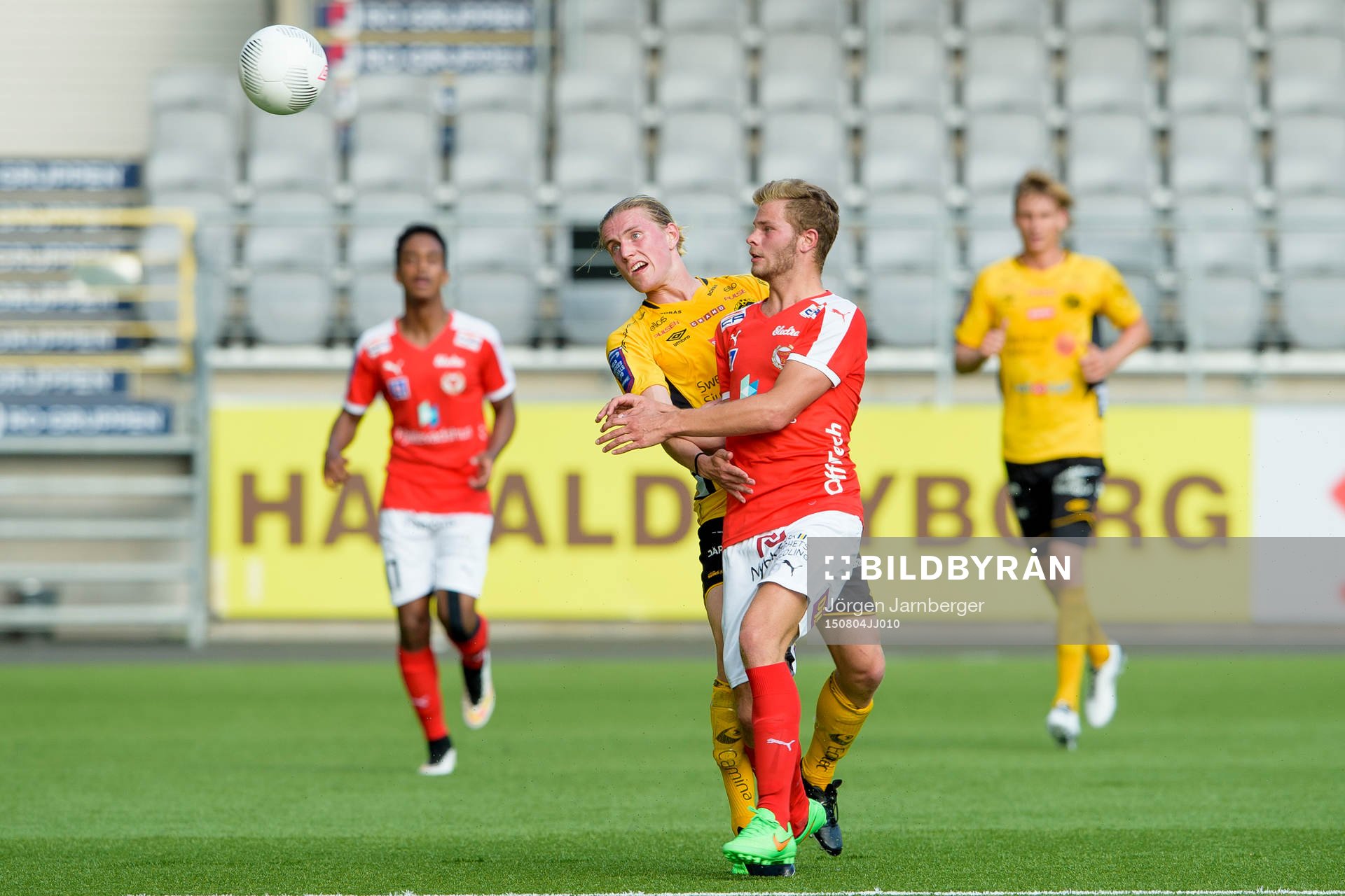 Elfsborgs Viktor Götesson och Kalmars Måns Olström