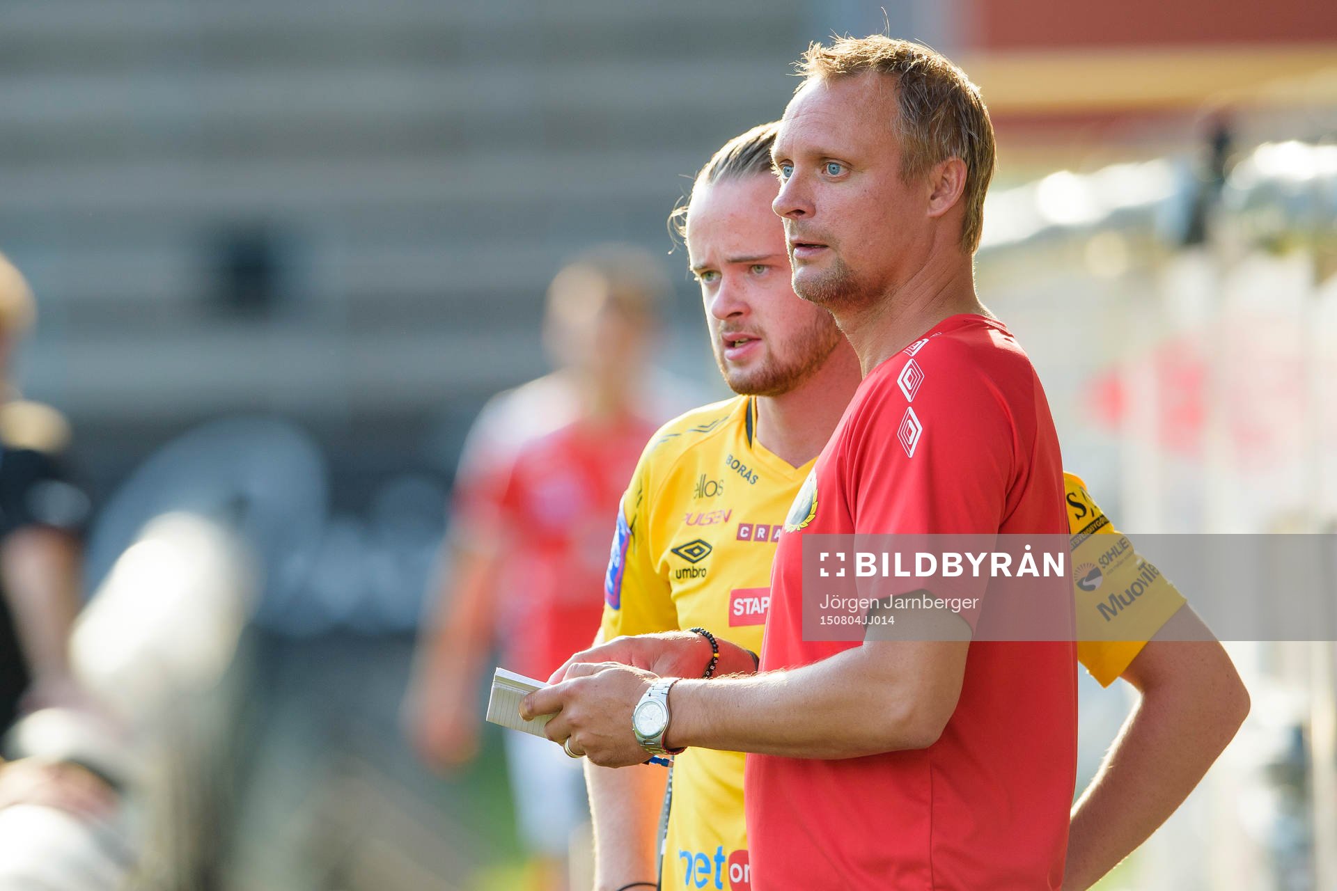 Elfsborgs tränare Jesper Bengtsson instruerar Linus
