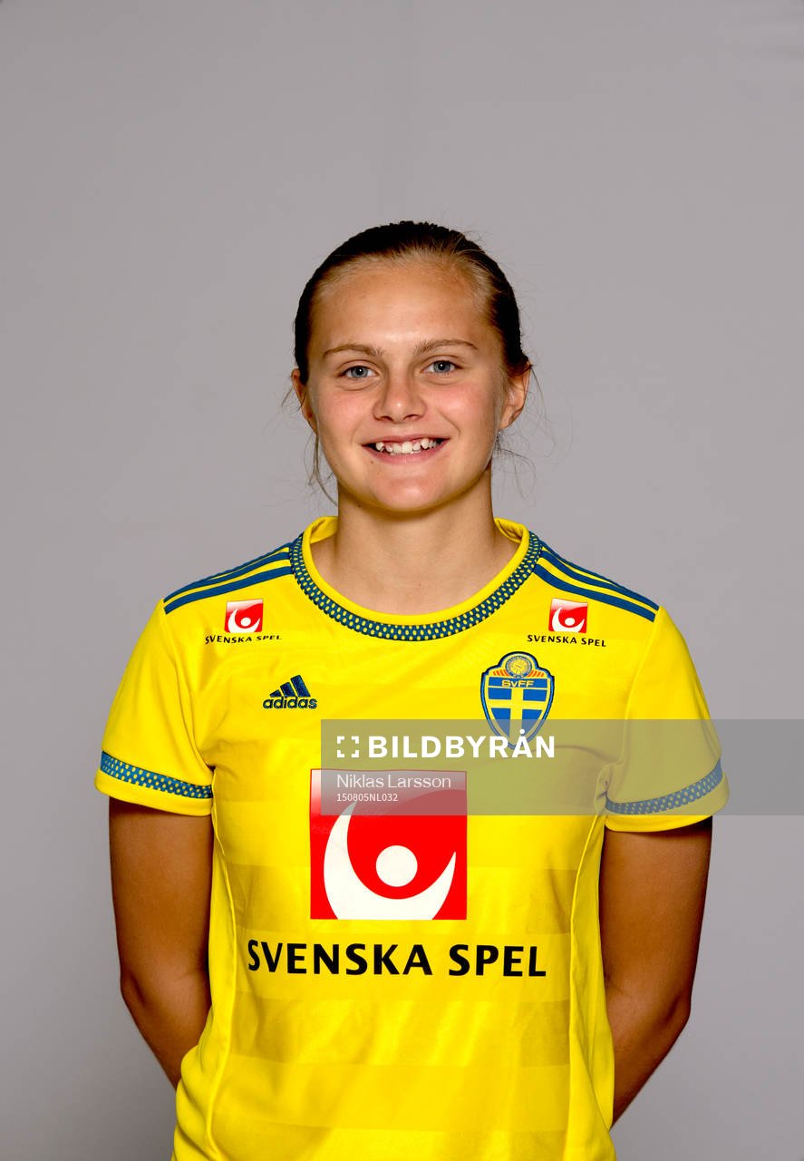 Ida Lyberg under en fotografering för det Svenska fotbollsförbundet den 05 augusti 2015 i Stockholm.