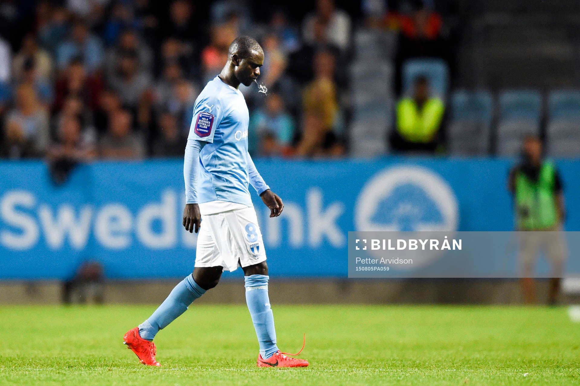 Malmö FFs Enock Kofi Adu får rött kort