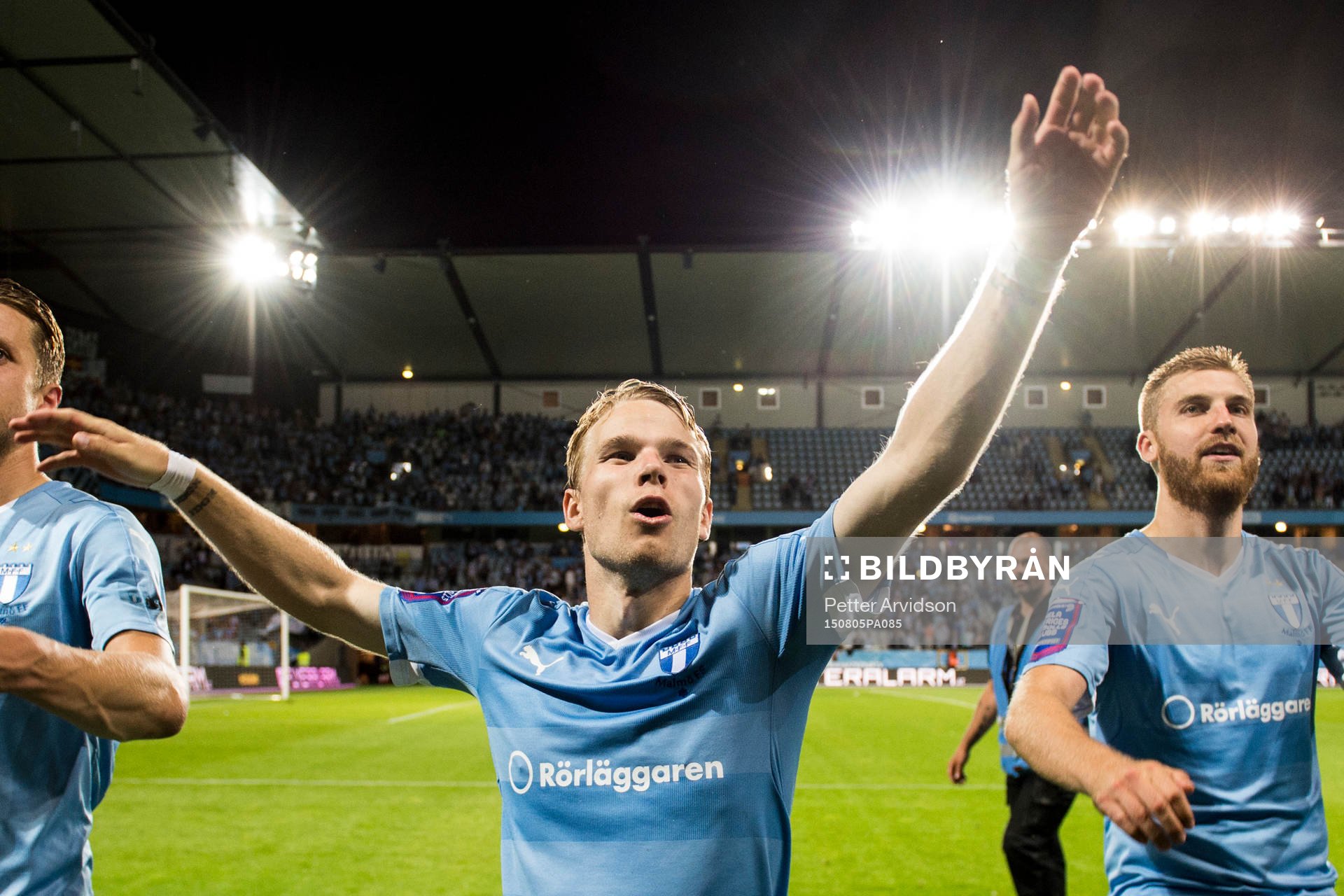 Malmö FFs Oscar Lewicki jublar