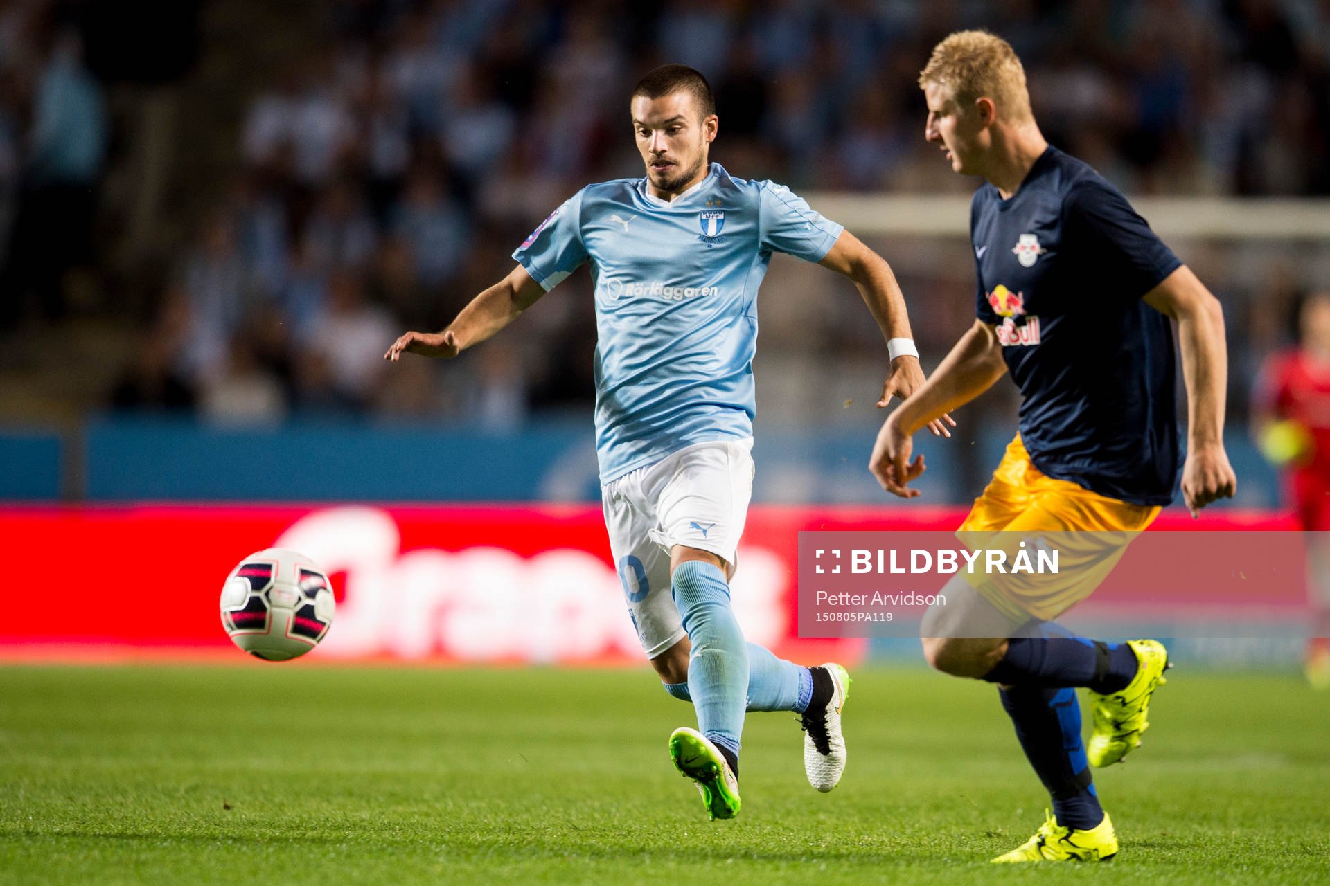 Malmö FFs Vladimir Rodic och Salzburgs Martin Hinteregger