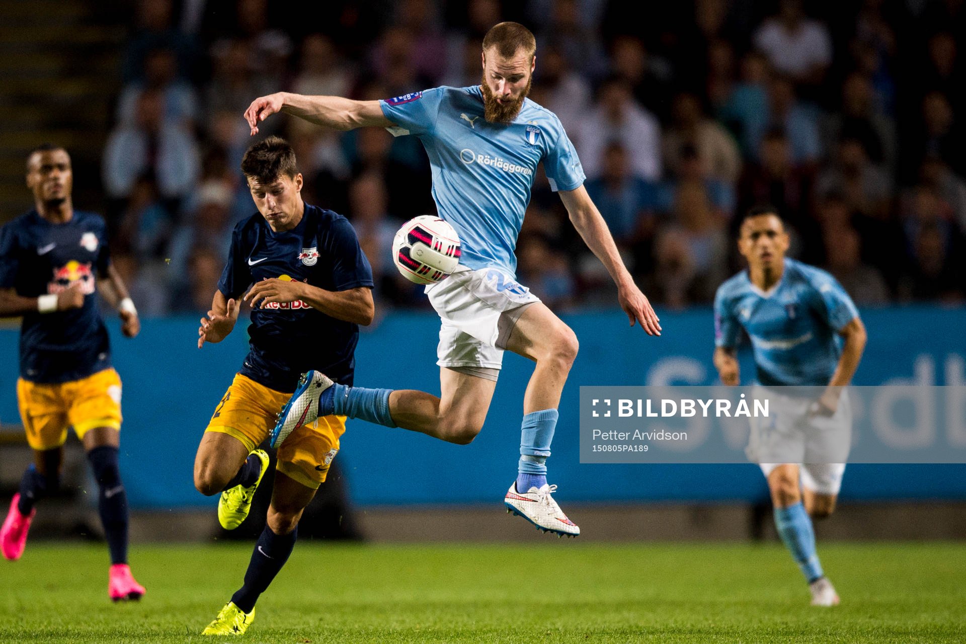 Malmö FFs Jo Inge Berget och Salzburgs Stefan Lainer