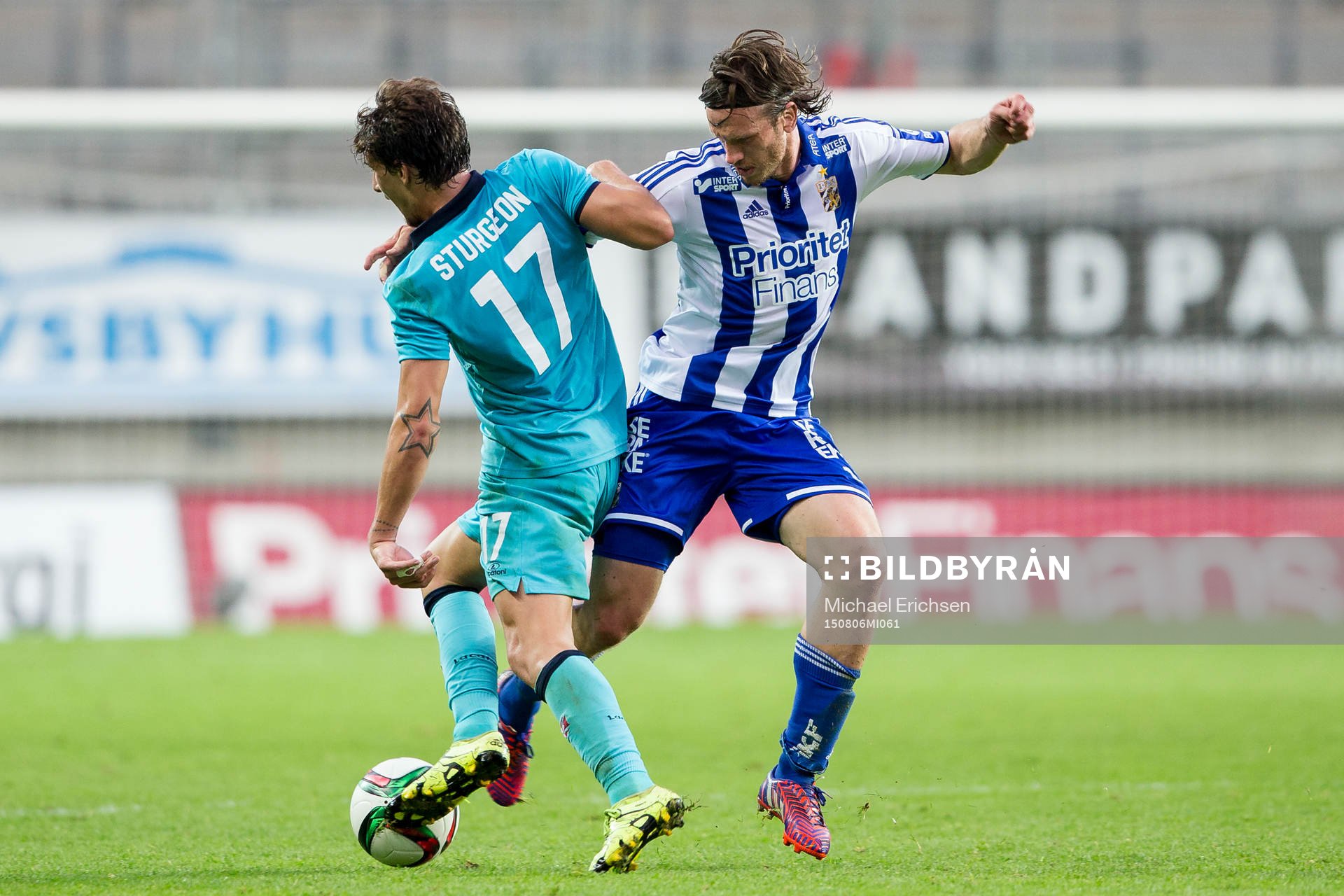 Belenenses Fábio Sturgeon mot IFK Göteborgs Gustav
