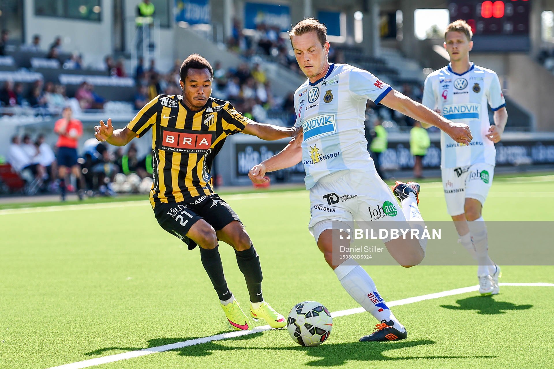 Häckens Nasiru Mohammed och Gefles Jens Portin