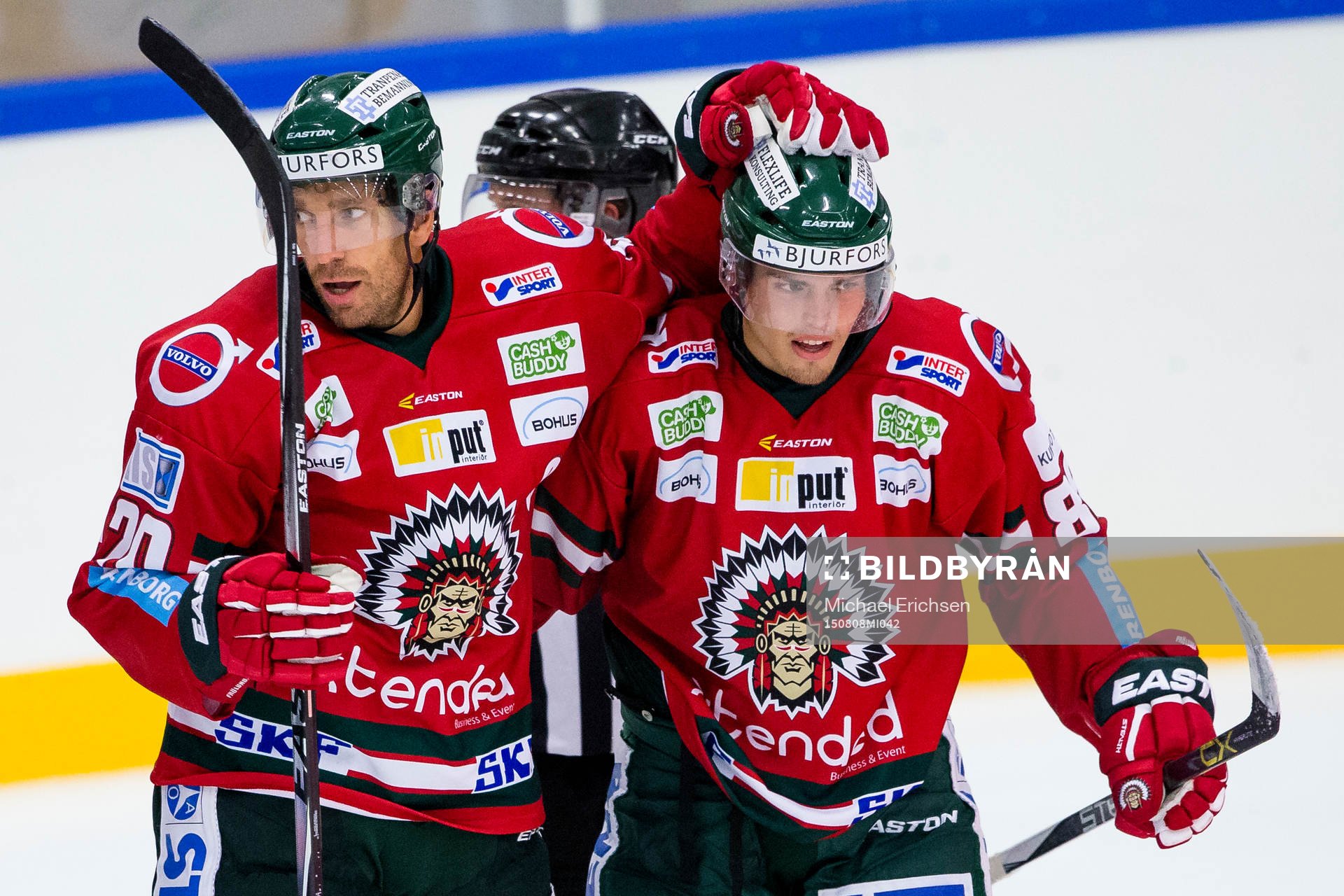 Frölundas Joel Lundqvist jublar och kramar om Andreas