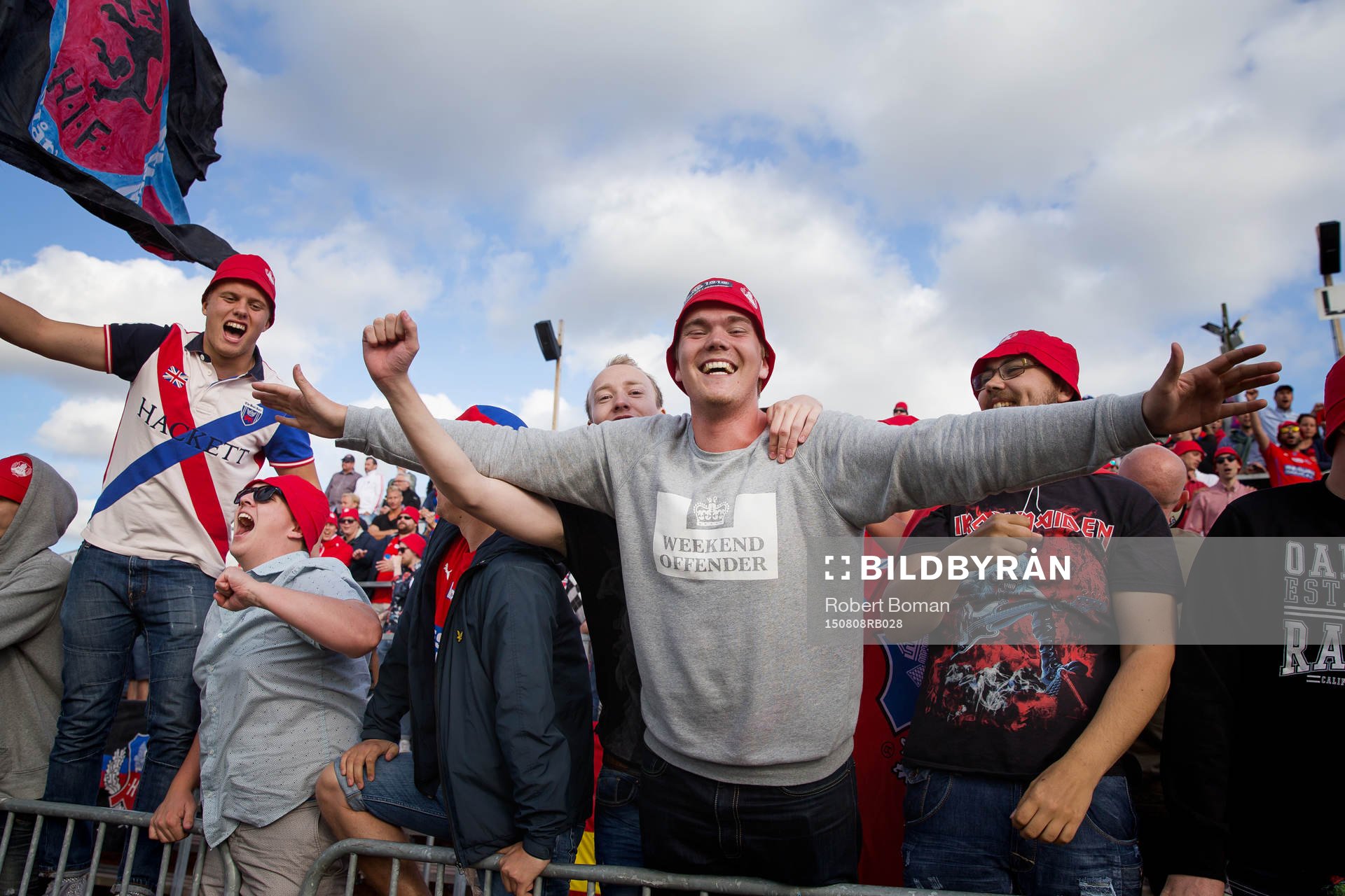 Helsingborgs supportrar jublar