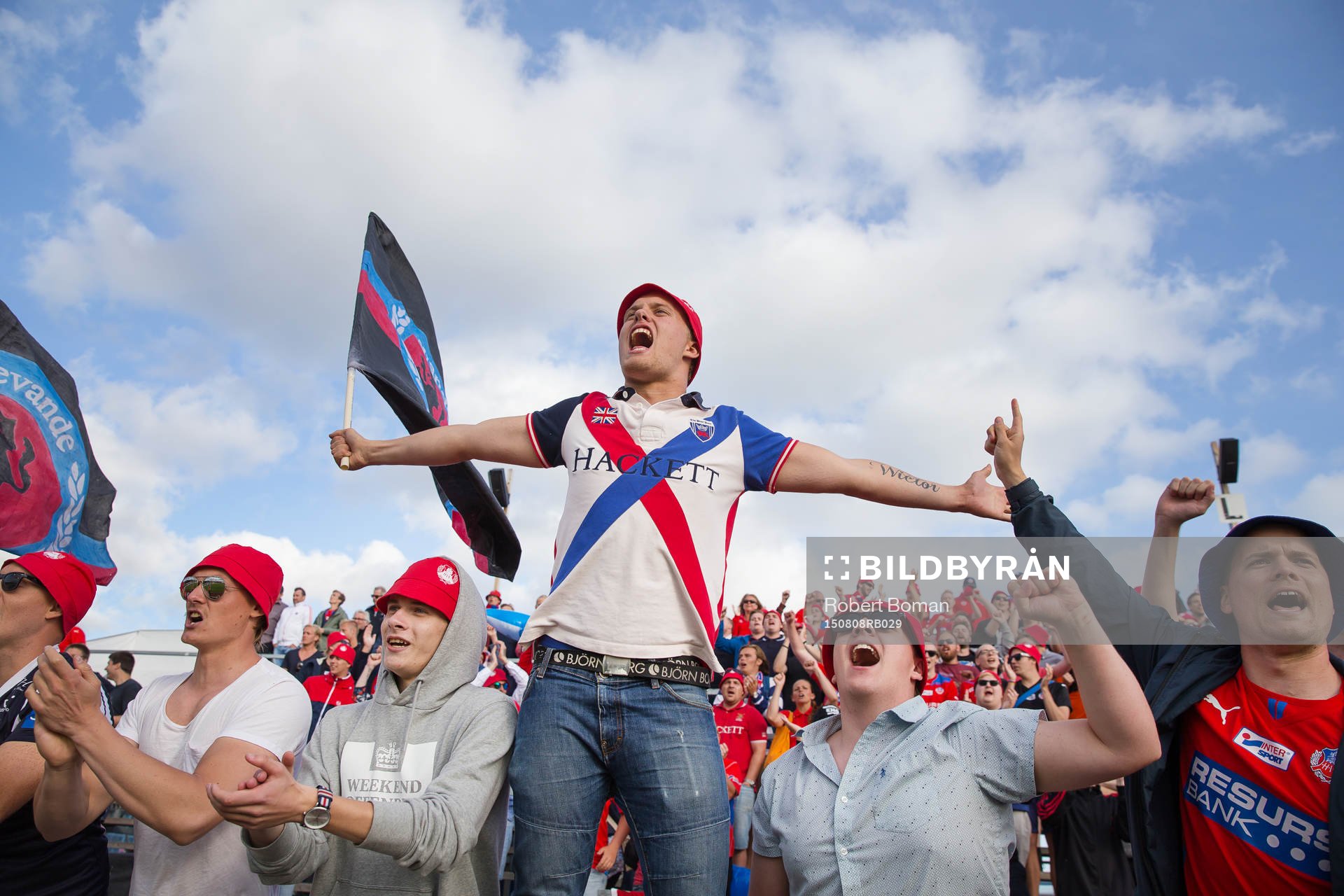 Helsingborgs supportrar jublar