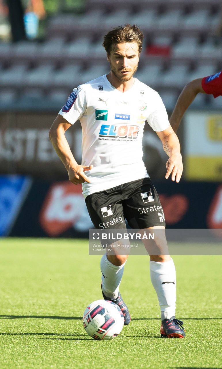 Örebros Nordin Gerzic