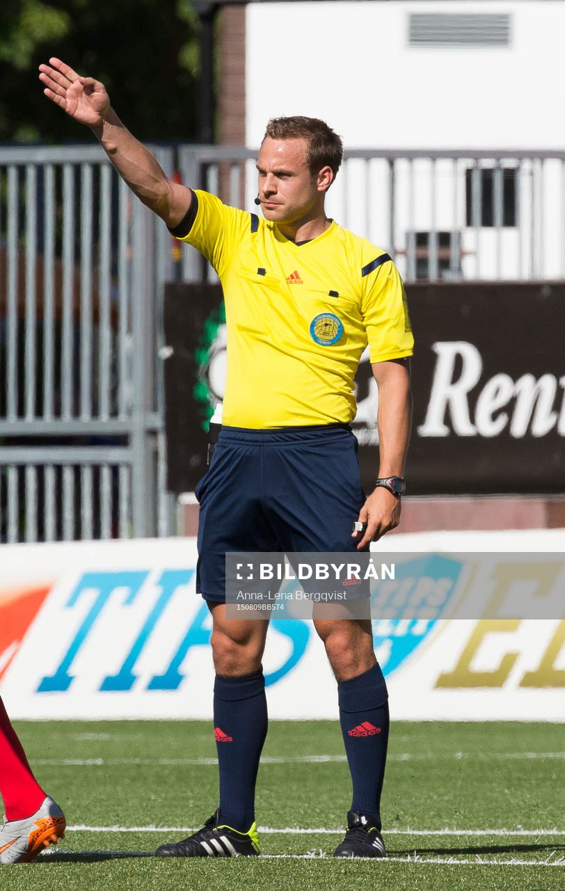 Domare Kristoffer Karlsson