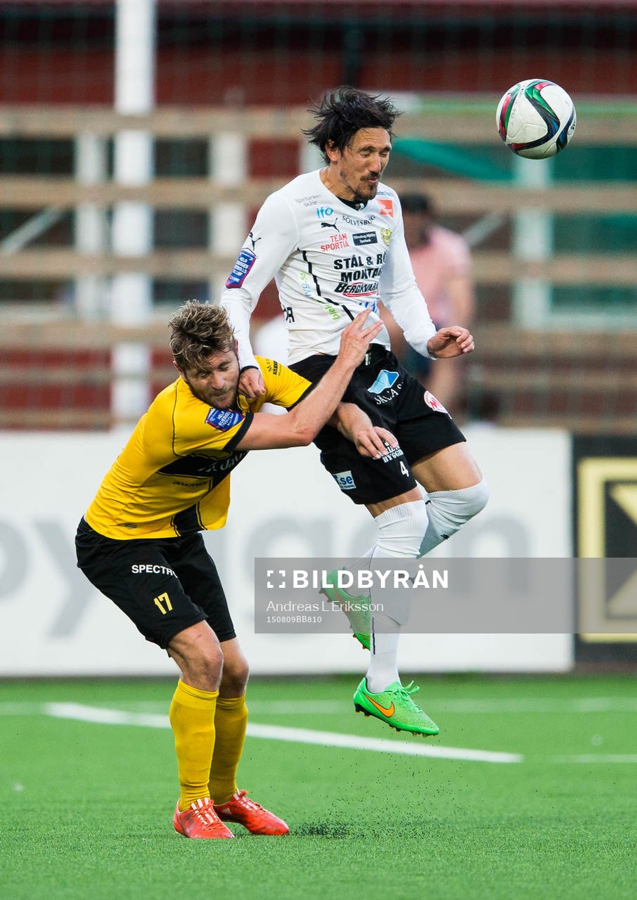 Mjällbys Daniel Ivanovski flyger in i Frej Täbys