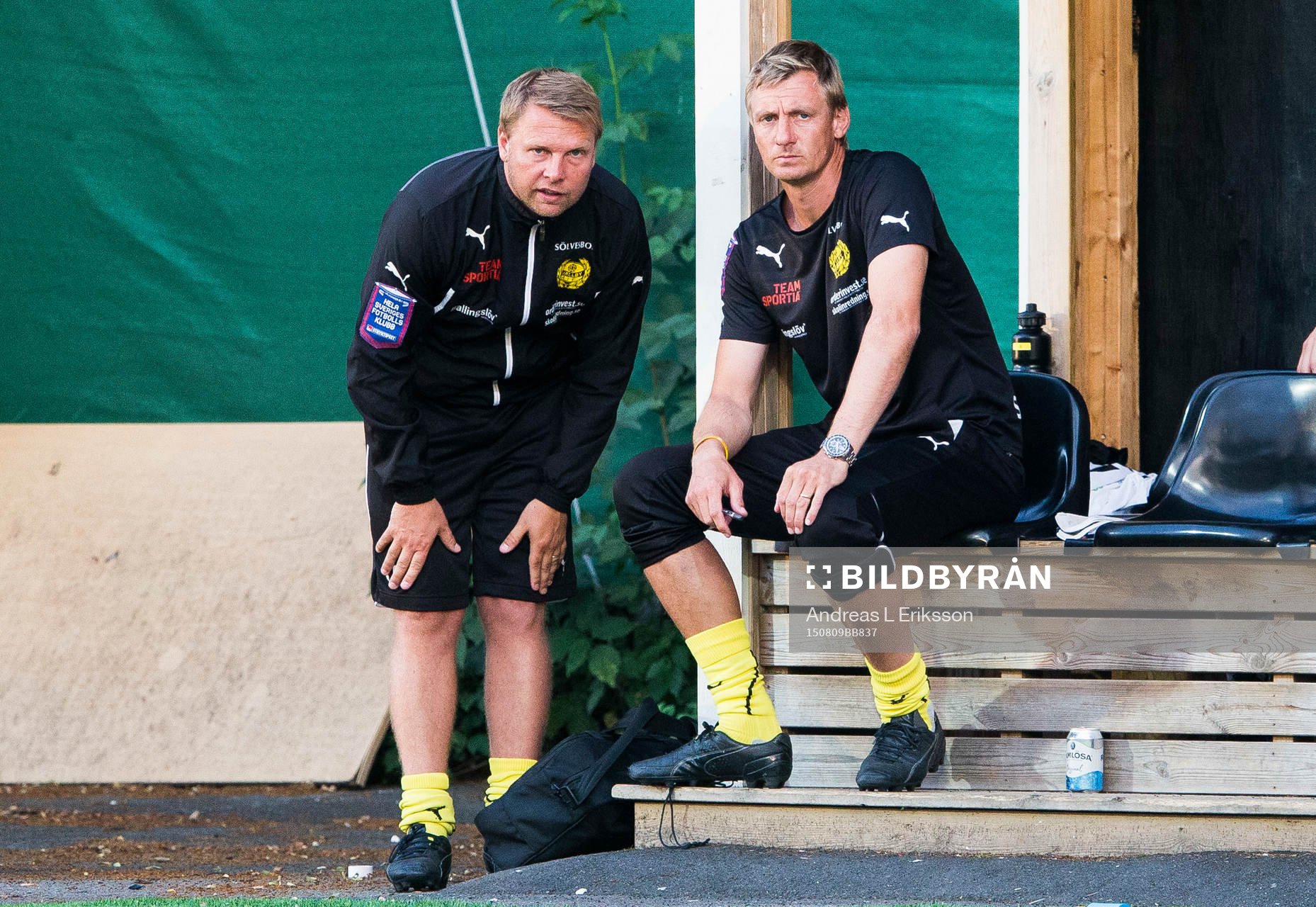 Mjällbys assisterande tränare Jonas Andersson och