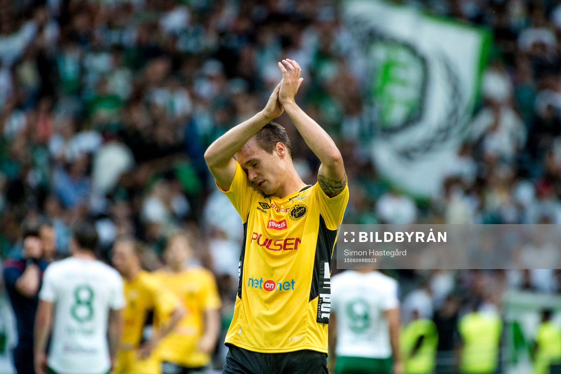 Elfsborgs Viktor Prodell tackar supportrarna