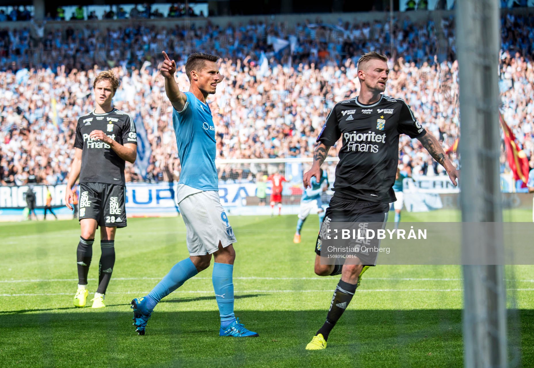 Malmö FFs Markus Rosenberg gör 2-0 på straff