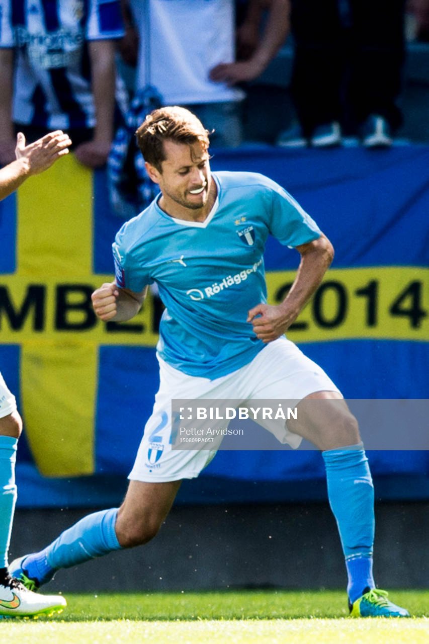 Malmö FFs Kari Arnason jublar