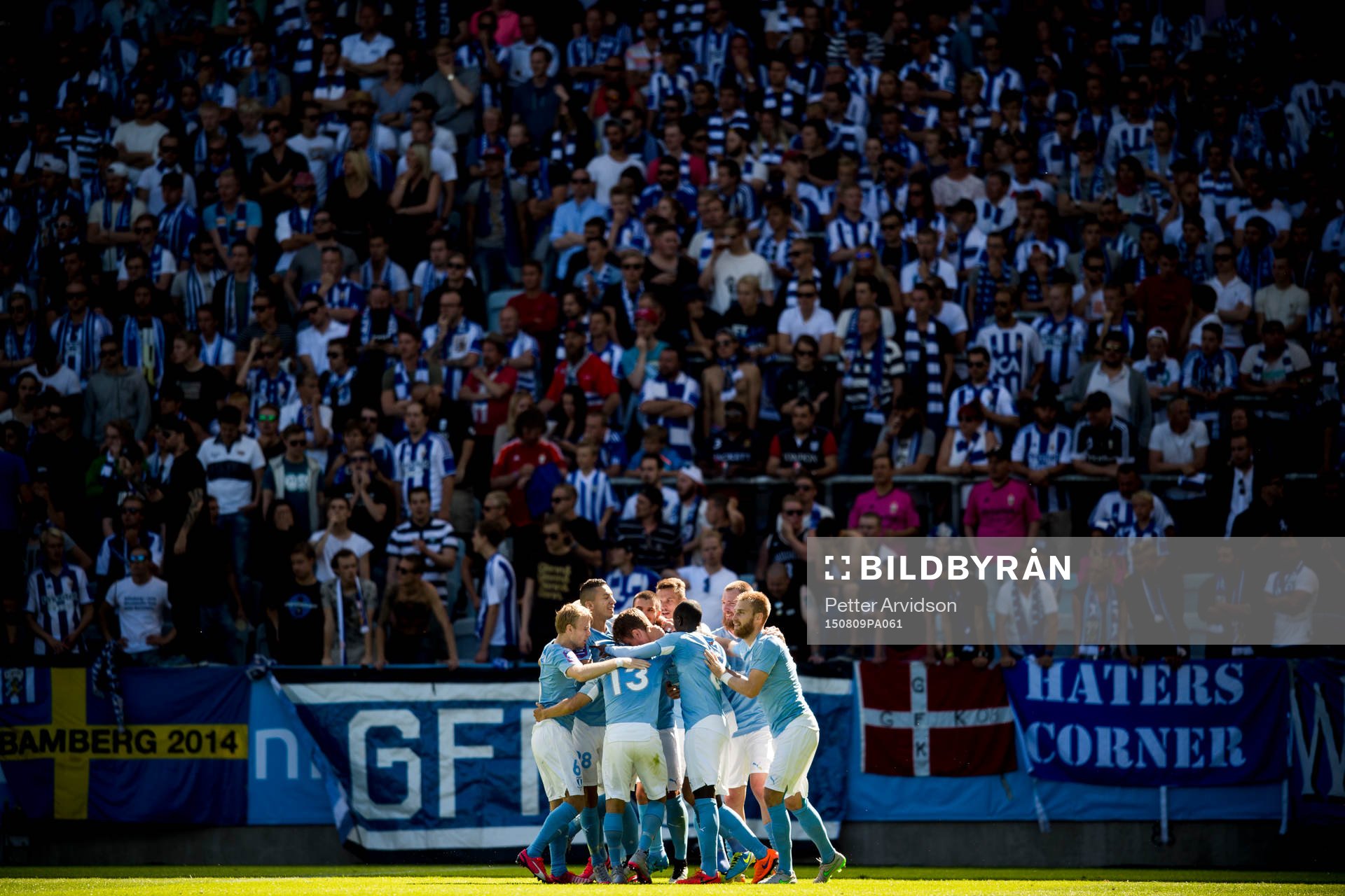 Malmö FFs spelare jublar
