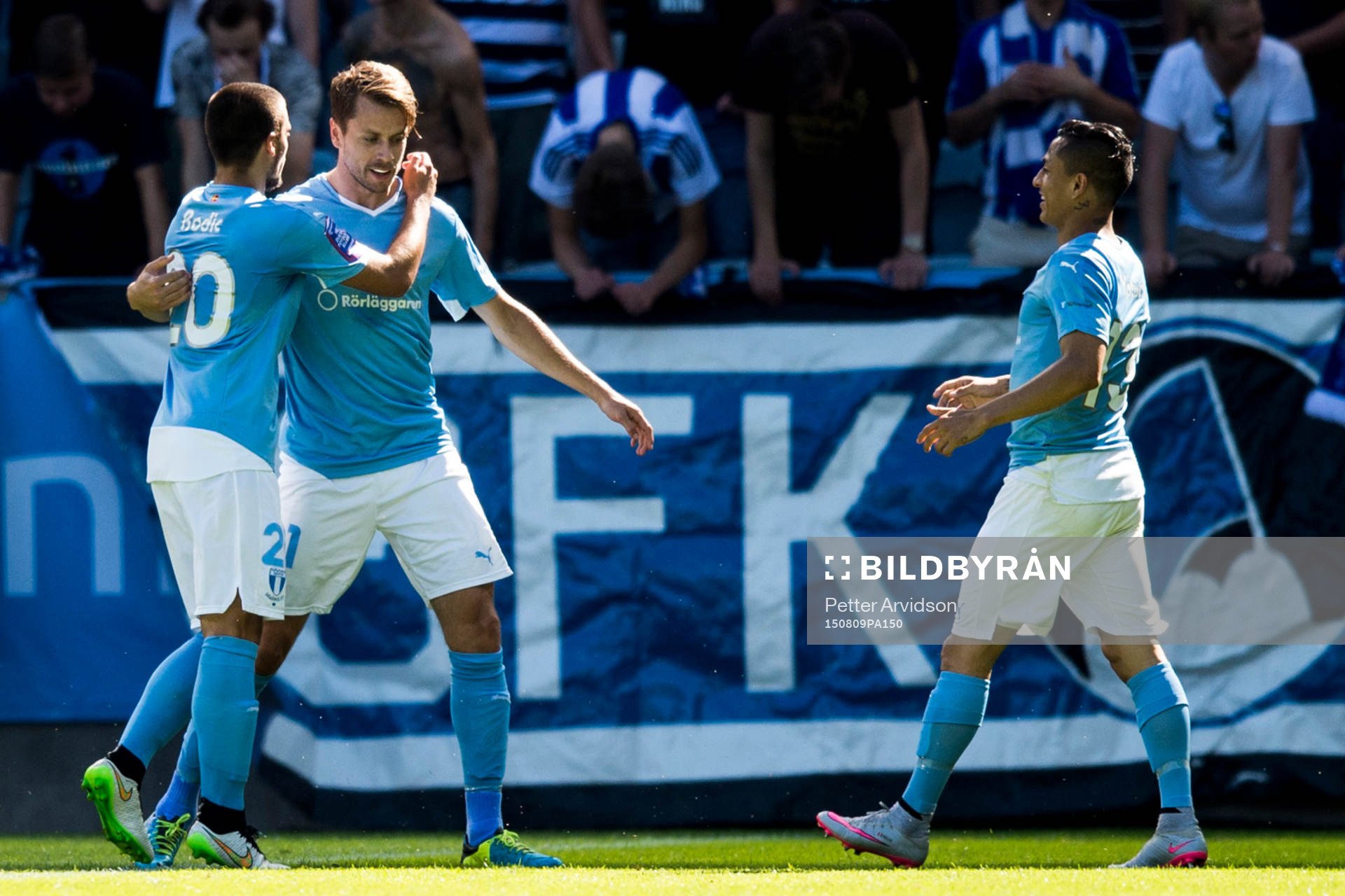 Malmö FFs Kari Arnason (m) jublar
