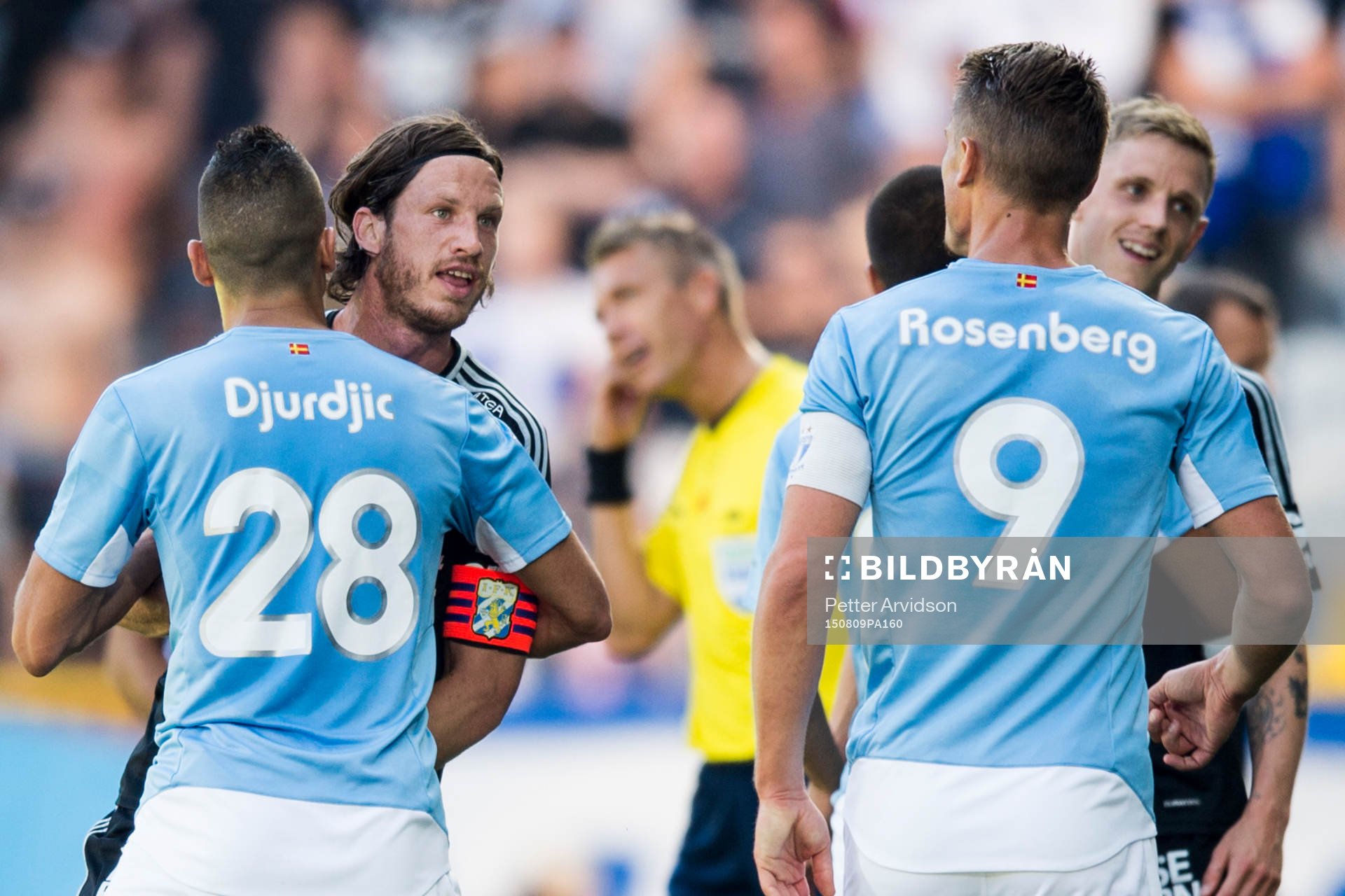 Irriterat mellan IFK Göteborgs Gustav Svensson och Malmö