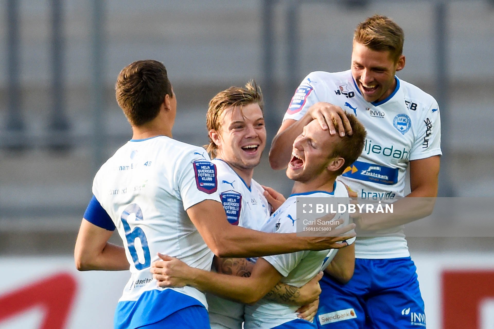 Värnamos Tobias Englund jublar