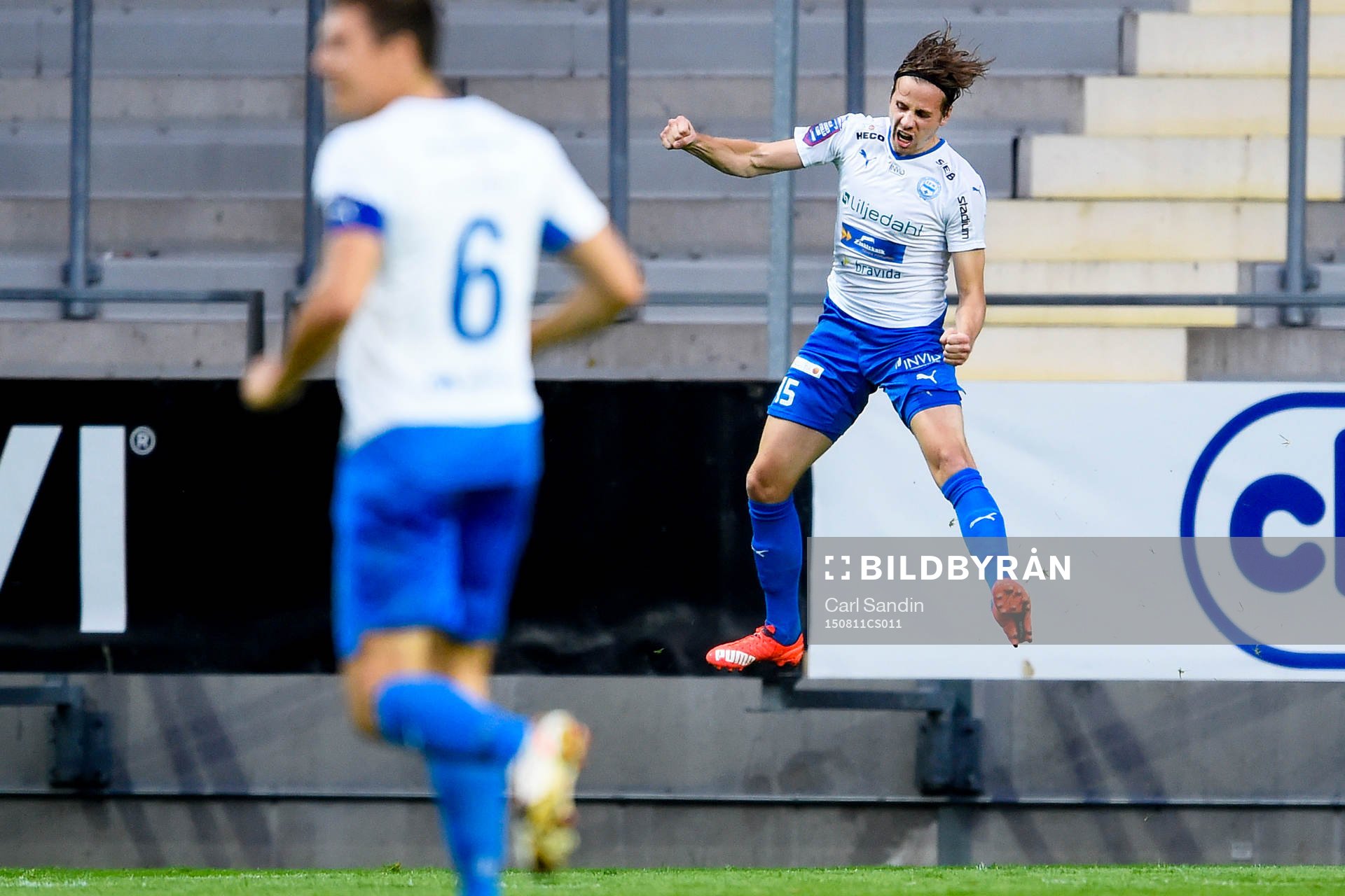 Värnamos Sebastian Göransson jublar