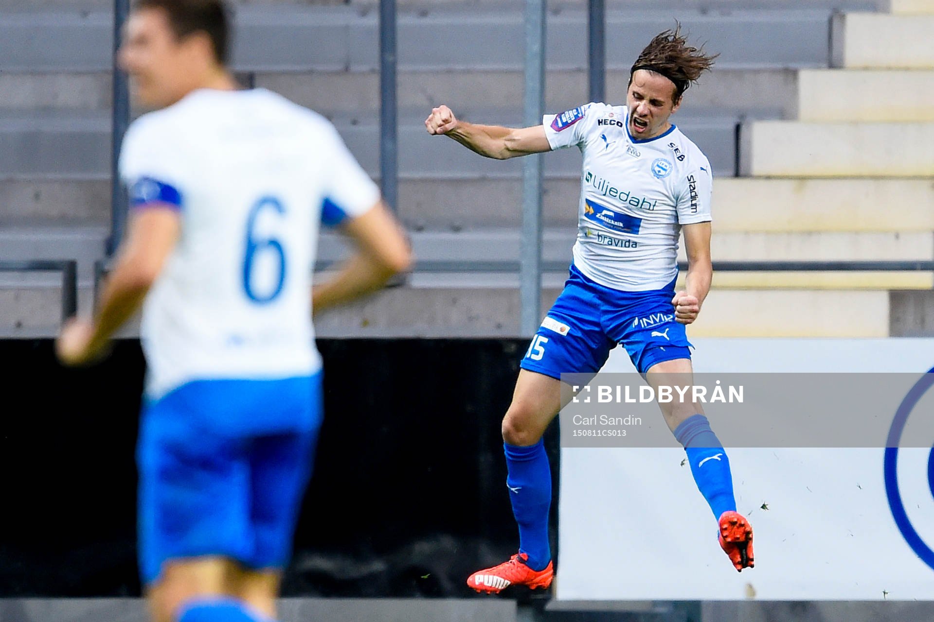 Värnamos Sebastian Göransson jublar