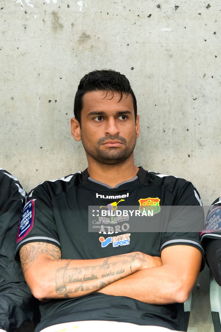 GAIS Francisco Wagsley Rodrigues de Sousa på bänken innan