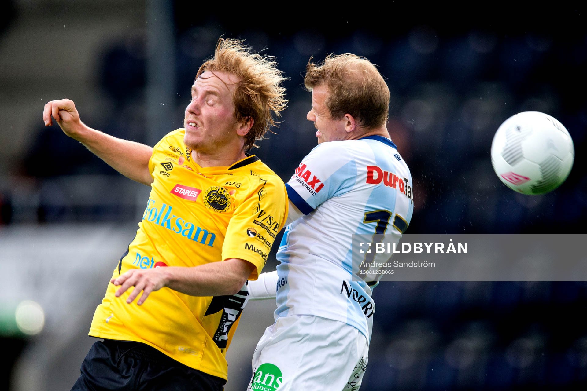 Elfsborgs Simon Lundevall i nickduell med Gefles Jonas
