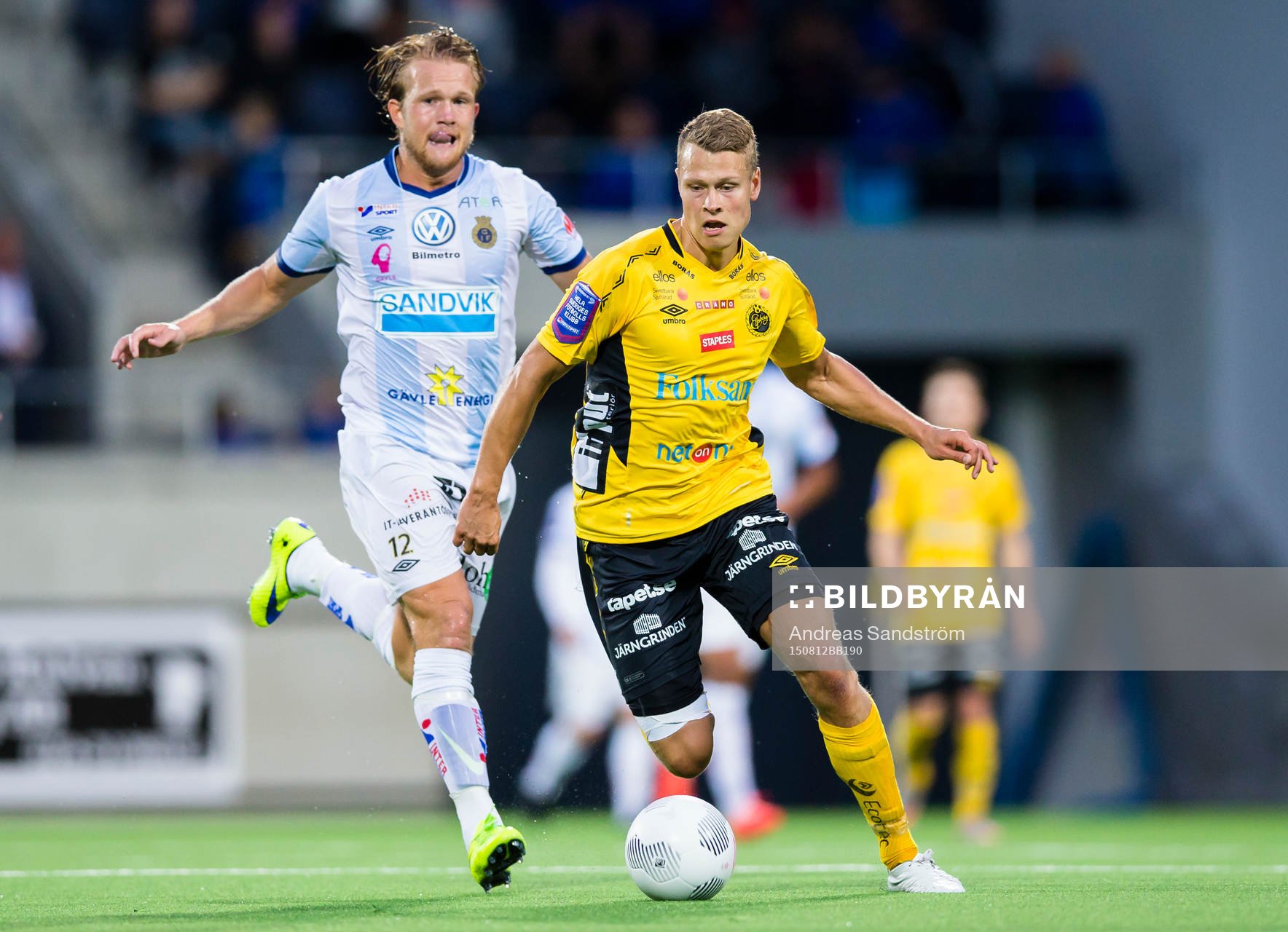 Elfsborgs Viktor Claesson jagas av Gefles Anders